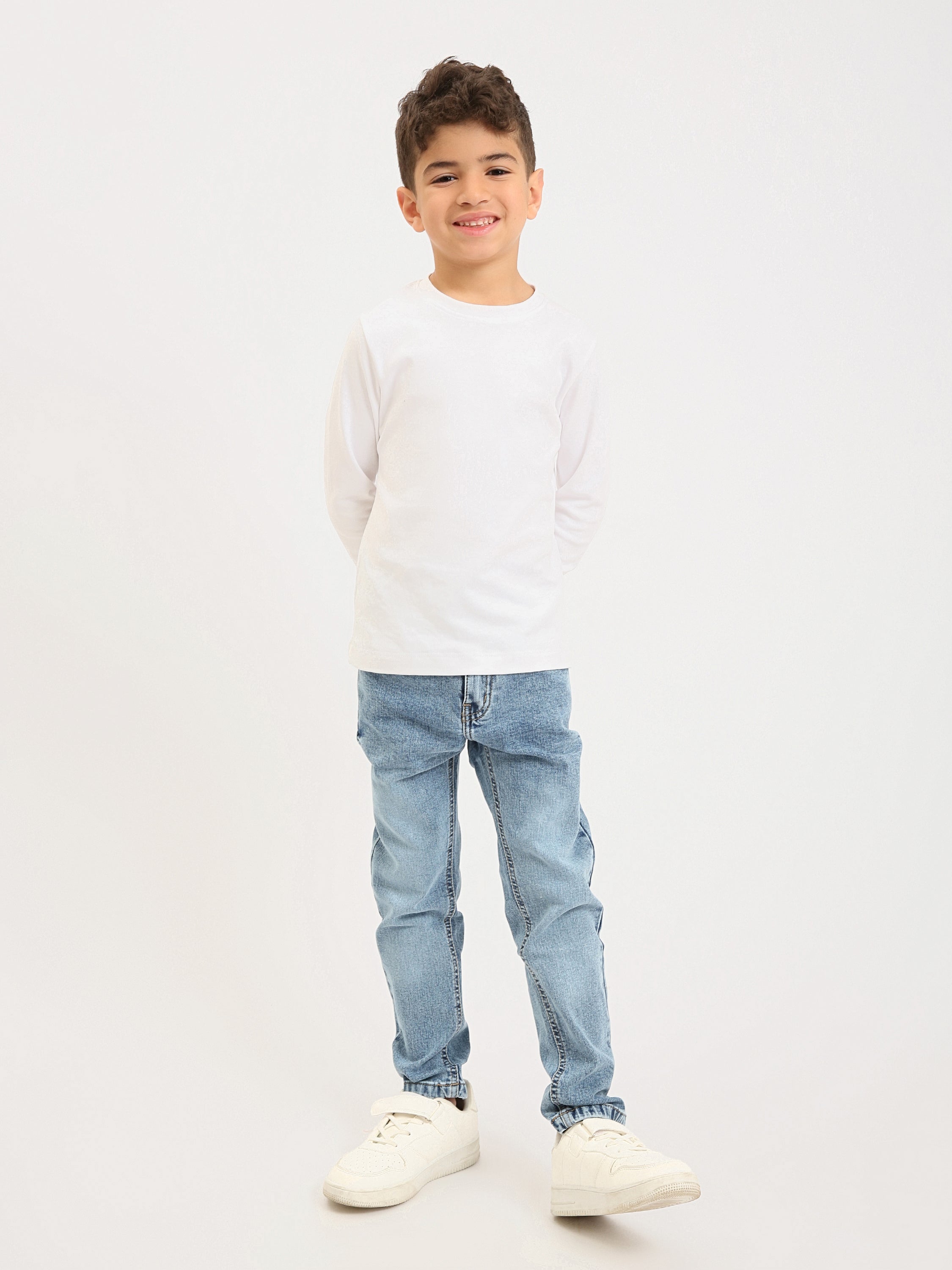 Jean garçon coupe confortable – Style moderne et usage quotidien - JNS25GSBW76700MB1