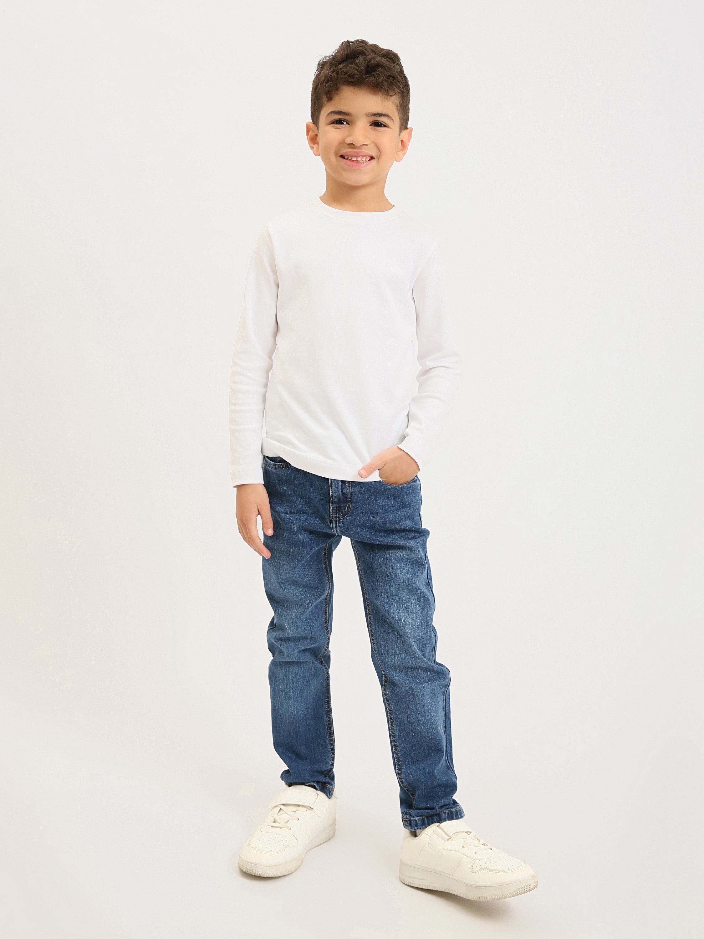 Jean garçon coupe confortable – Style moderne et usage quotidien - JNS25GSBW76700MB1