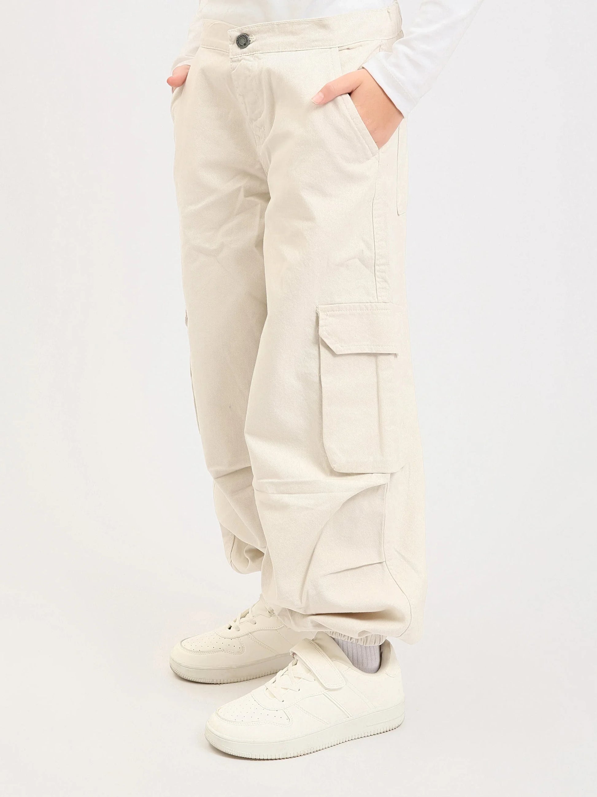 Pantalon cargo jogger ado fille, taille confortable et poches à rabat - JOG25GGBP71443MR1 - Justyol