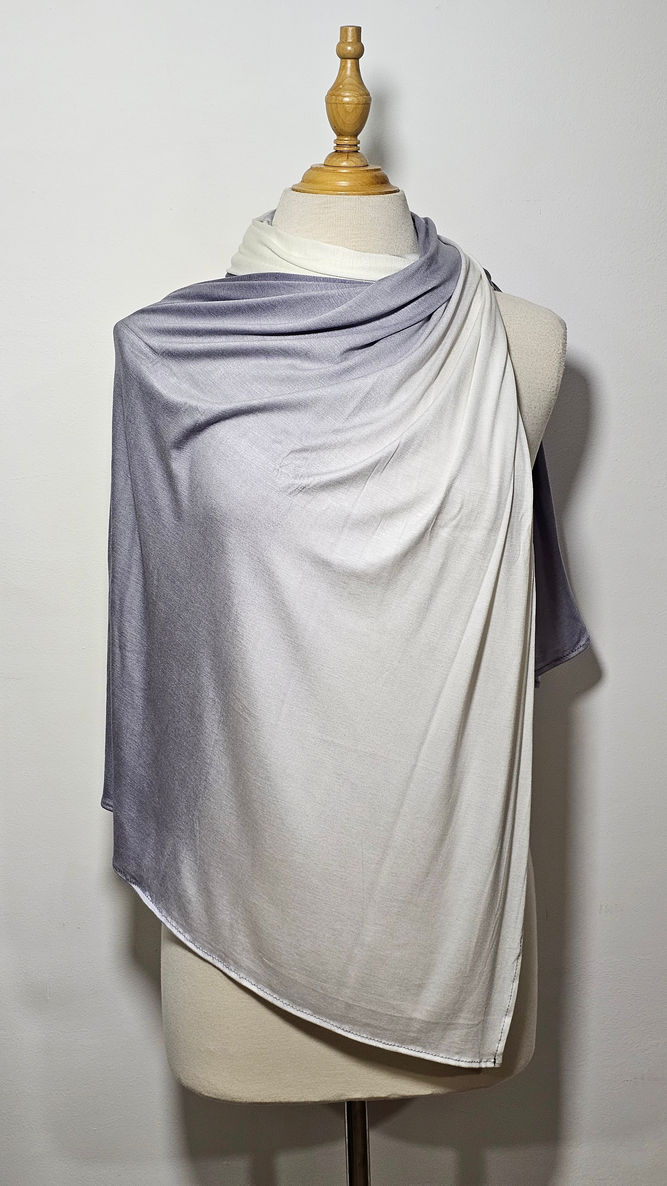 Châle Dégradé en Lycra – 
 Élégance & Confort