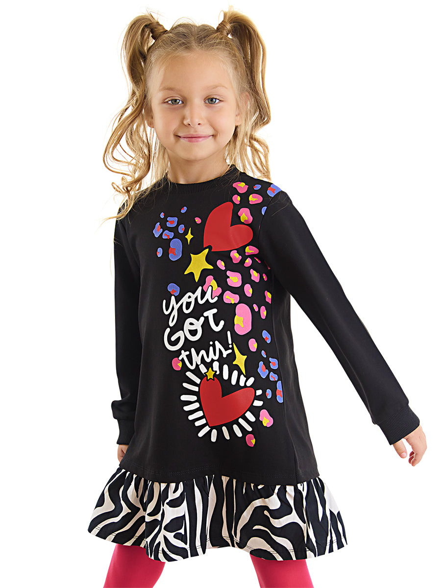 <tc>Robe pour fille avec motifs de zèbre et de cœur</tc>