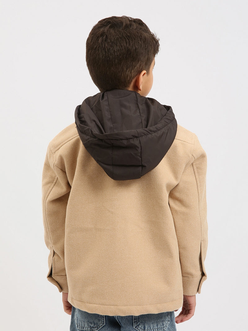 Surchemise garçon à capuche, style overshirt, fermeture à boutons-pression - OSH25WCCD76313MB1