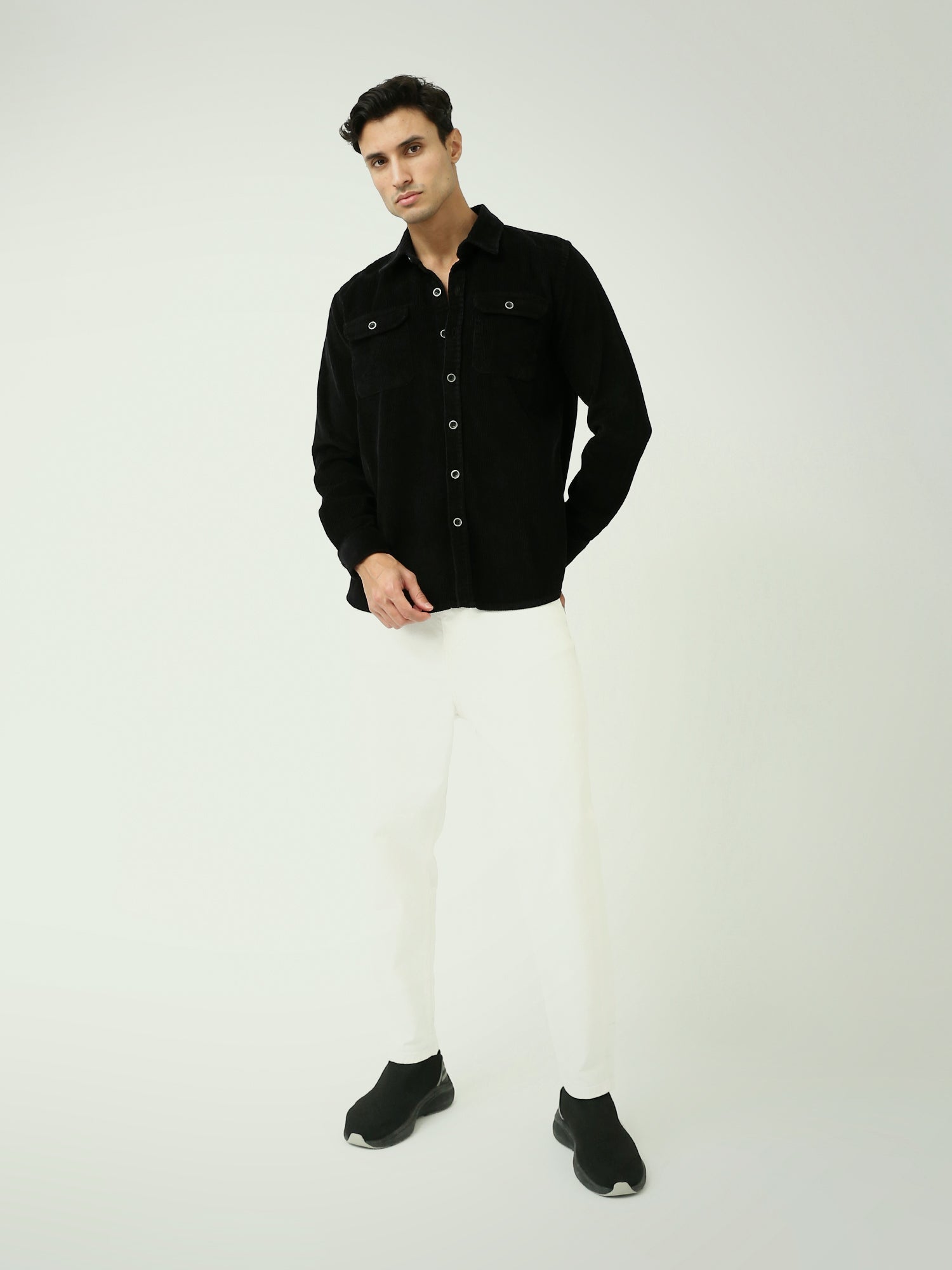 Chemise Homme en Corduroy – Élégance et Confort avec Design Classique et Pratique - OSH25WEUR19131TM1