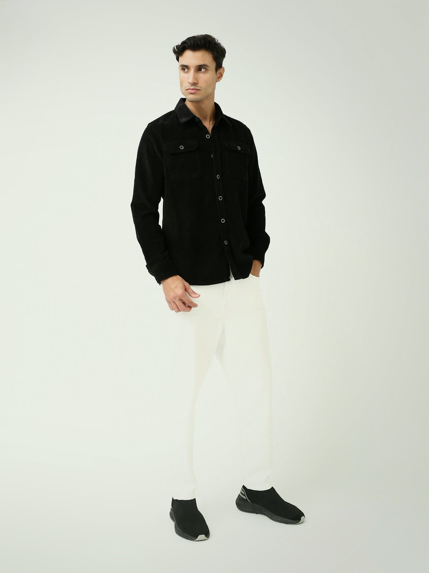 Chemise Homme en Corduroy – Élégance et Confort avec Design Classique et Pratique - OSH25WEUR19131TM1