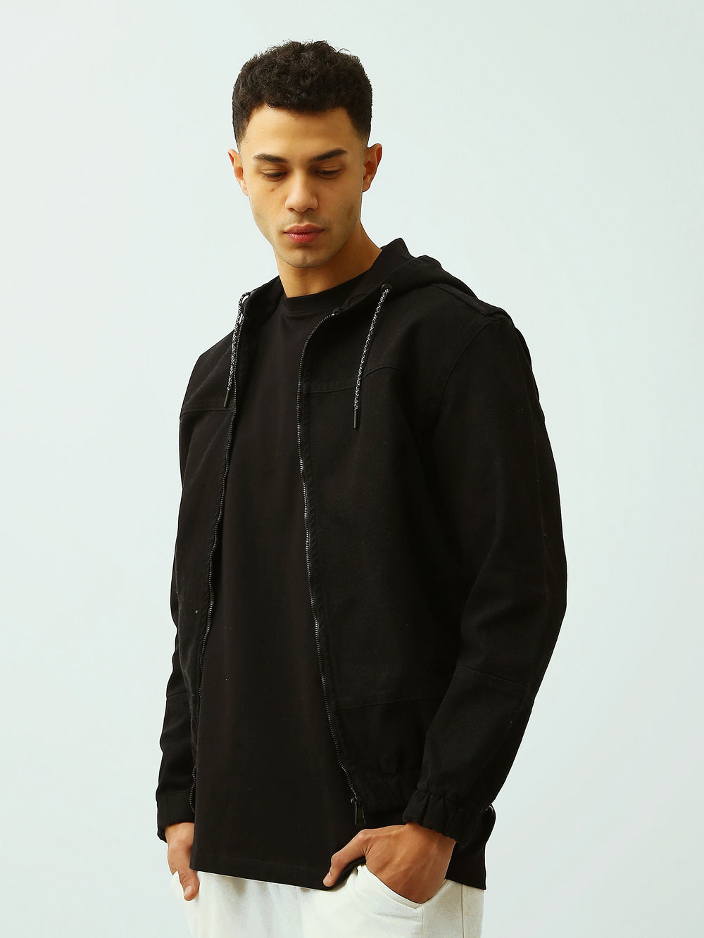 Veste Homme Noire à Capuche Zippée – Style Casual et Moderne - OSH26WJDD19195TM1