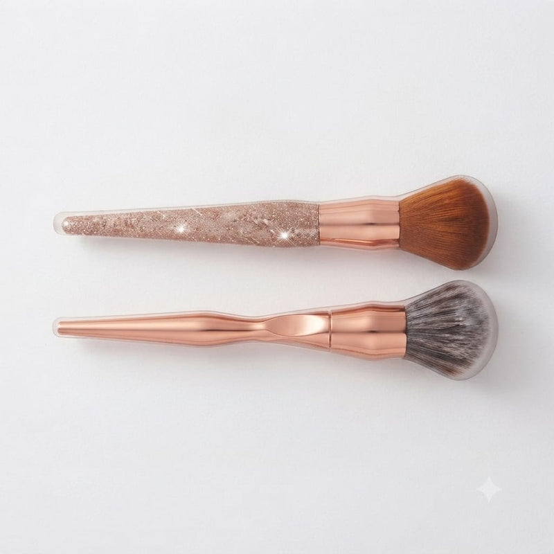 2 pinceaux luxieux brush à poils souples de maquillage