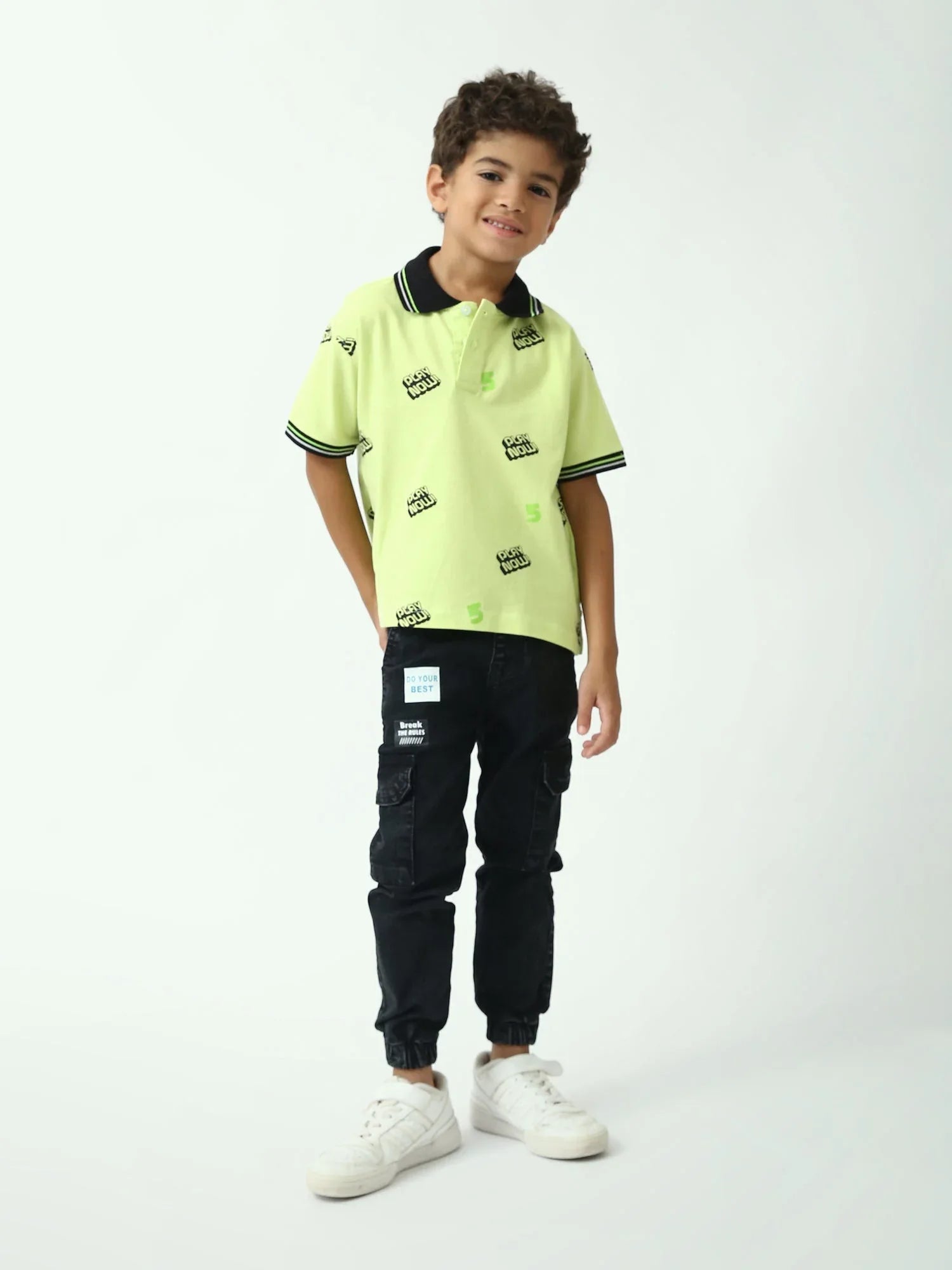Polo garçon vert néon manches courtes imprimé, col contrasté noir - POS24SAPI75403MB1 - Justyol
