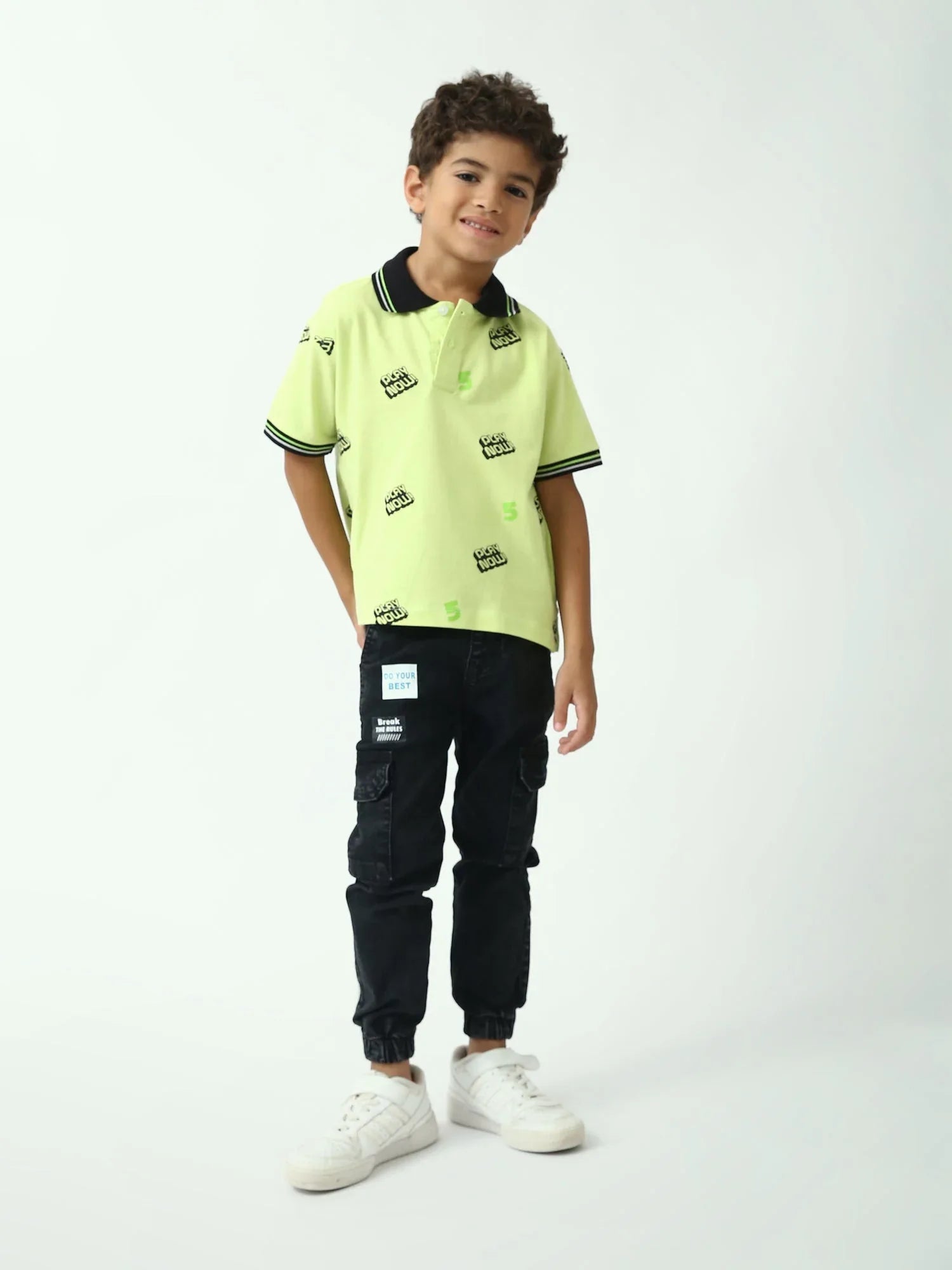 Polo garçon vert néon manches courtes imprimé, col contrasté noir - POS24SAPI75403MB1 - Justyol