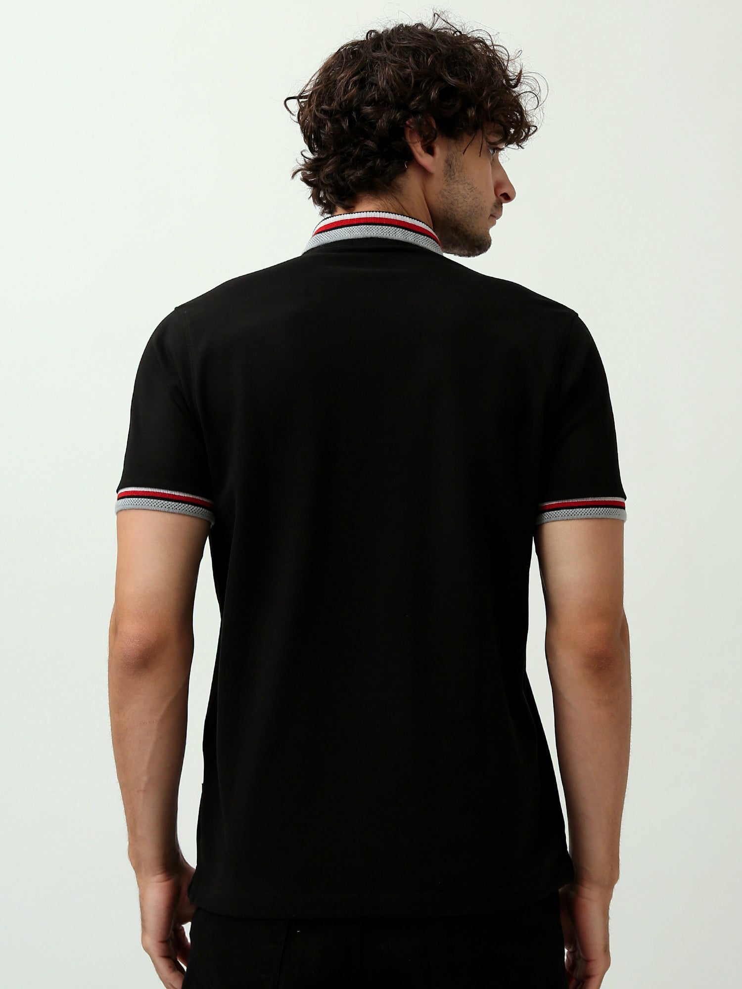 Polo Homme Élégant – Design Moderne avec Détails Colorés et Logo Distinctif - POS24SBPR21750TM1