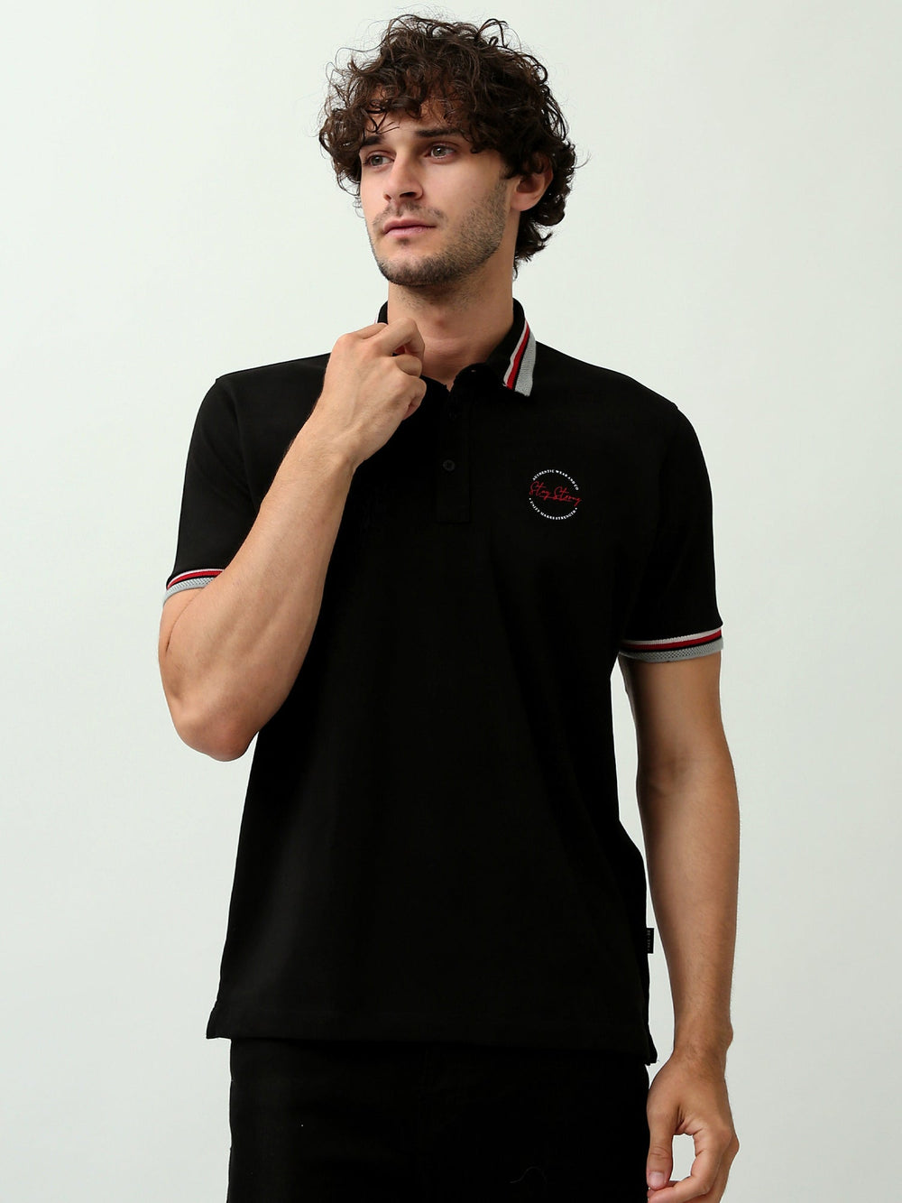 تيشيرت بولو رجالي بتصميم عصري وشعار مميز - POS24SBPR21750TM1