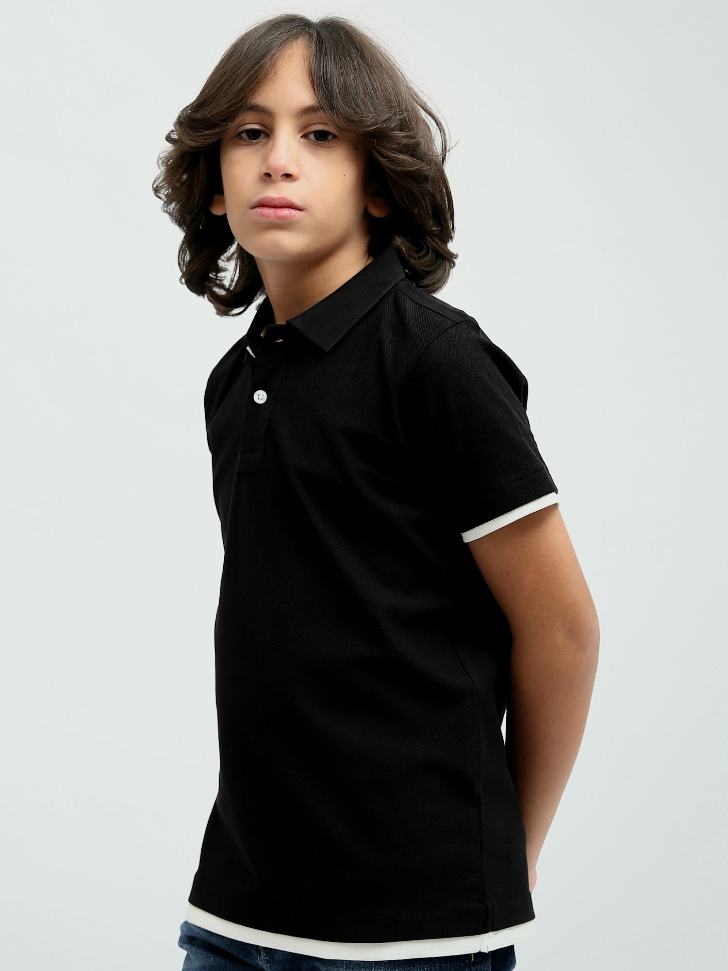 Polo enfant au design moderne avec boutons distinctifs – POS24SBTR21813TB1