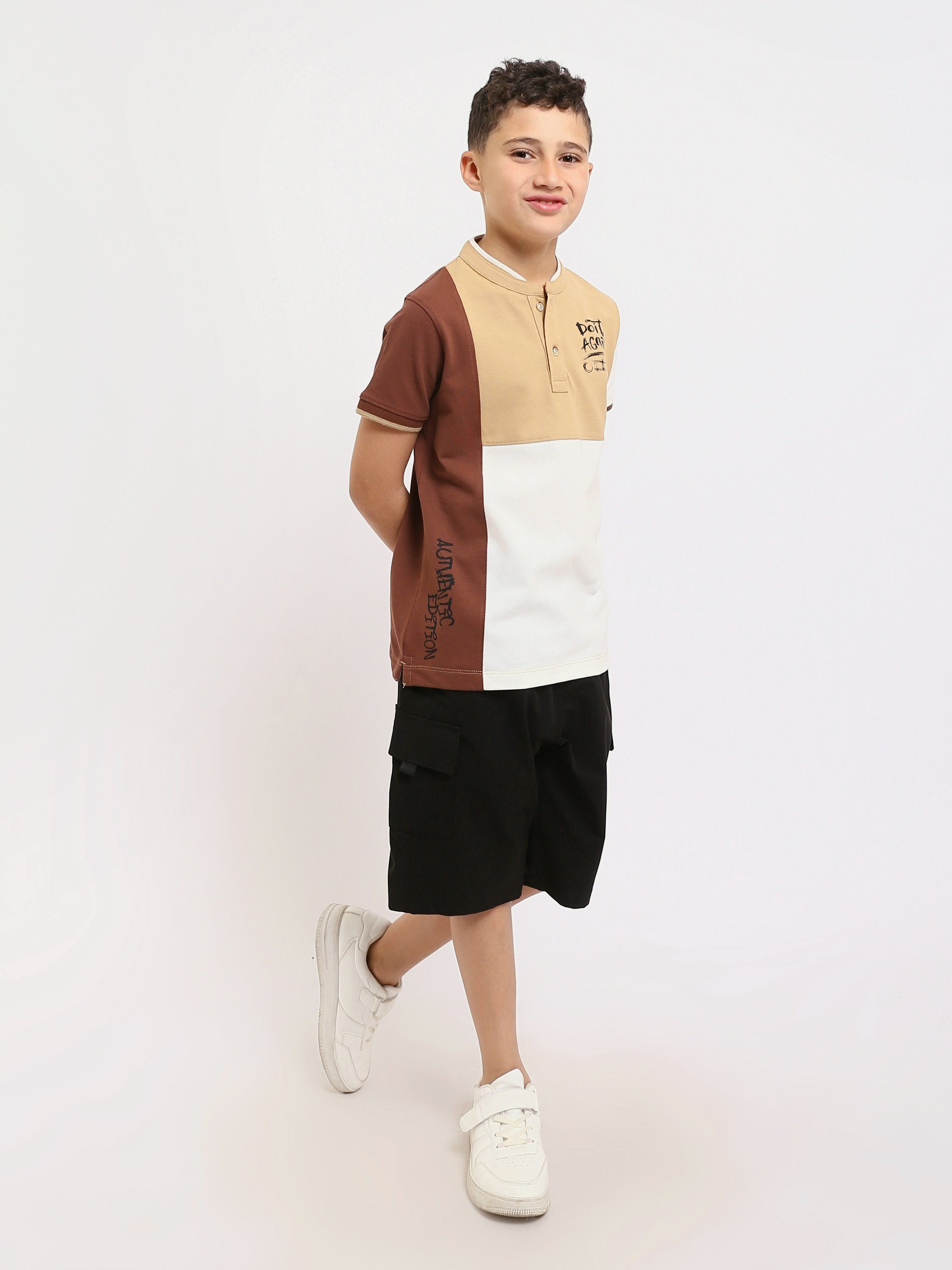 Polo enfant au design coloré avec logo distinctif – POS24SCPU31298TB1