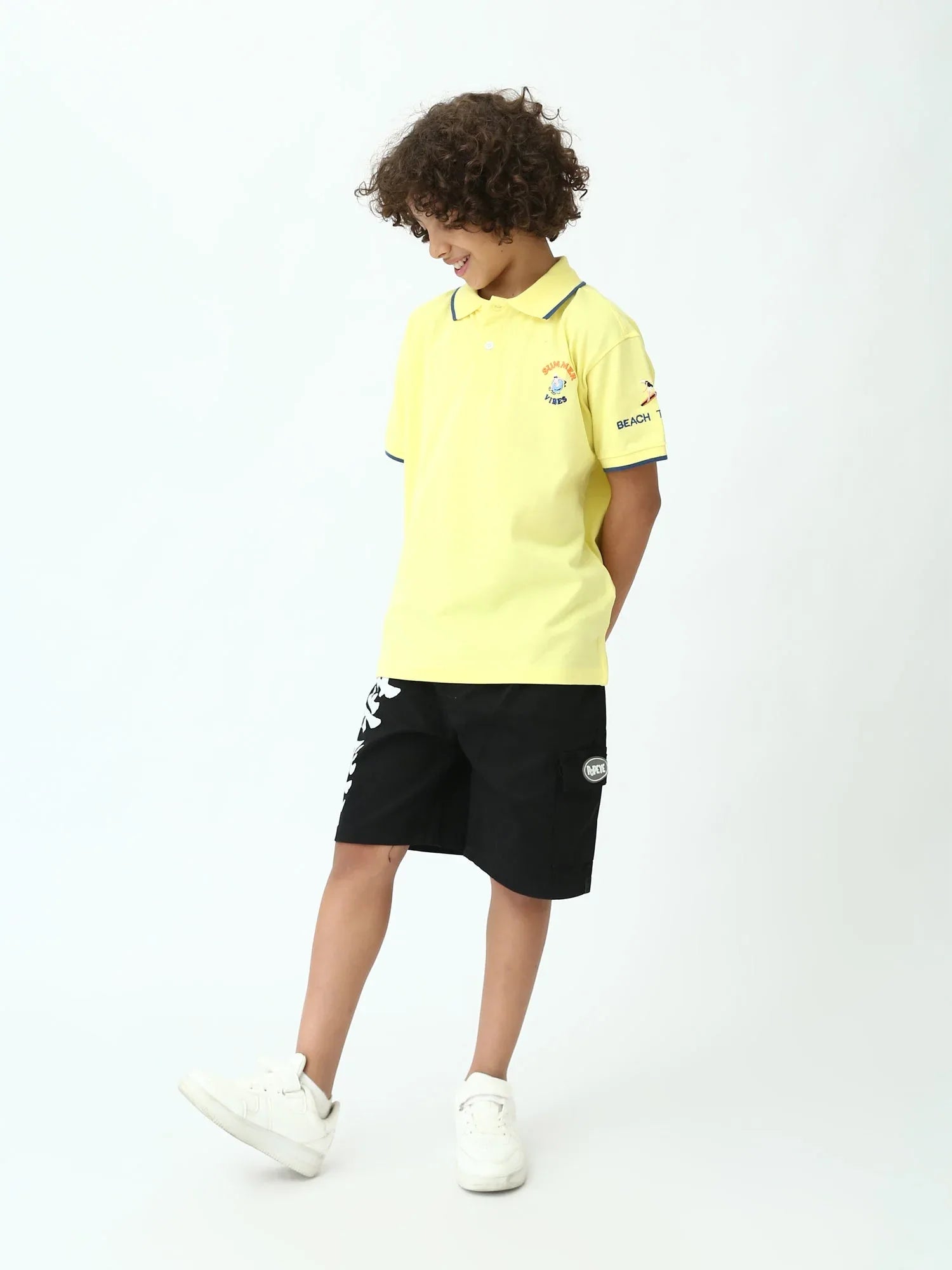 Polo ado garçon jaune manches courtes, col polo, broderie Summer Vibes - POS24SEPI75402MJ1 - Justyol