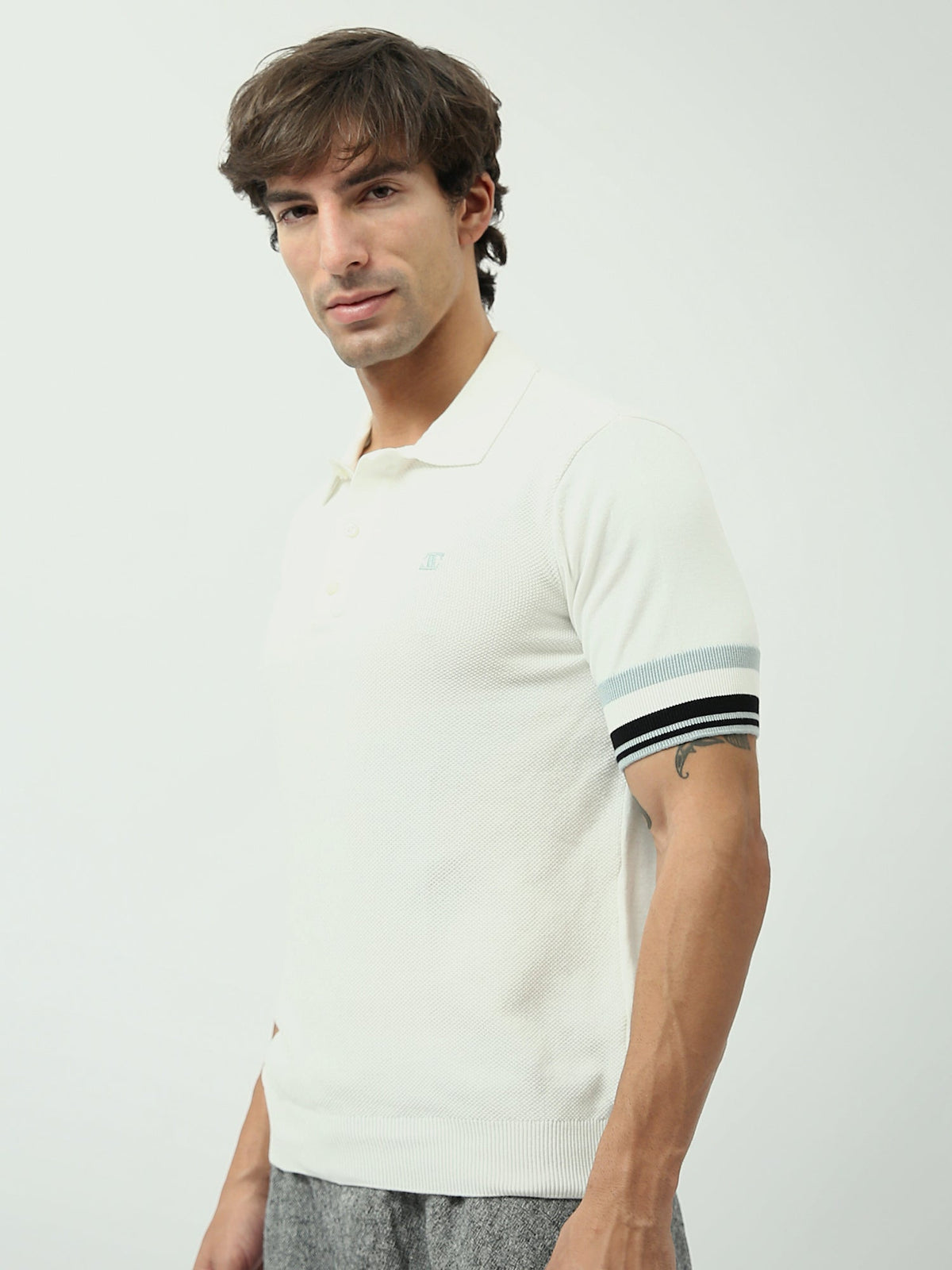 Polo Homme Slim Fit à Manches Courtes avec Détails Rayés - POS24SKTR21878TM1