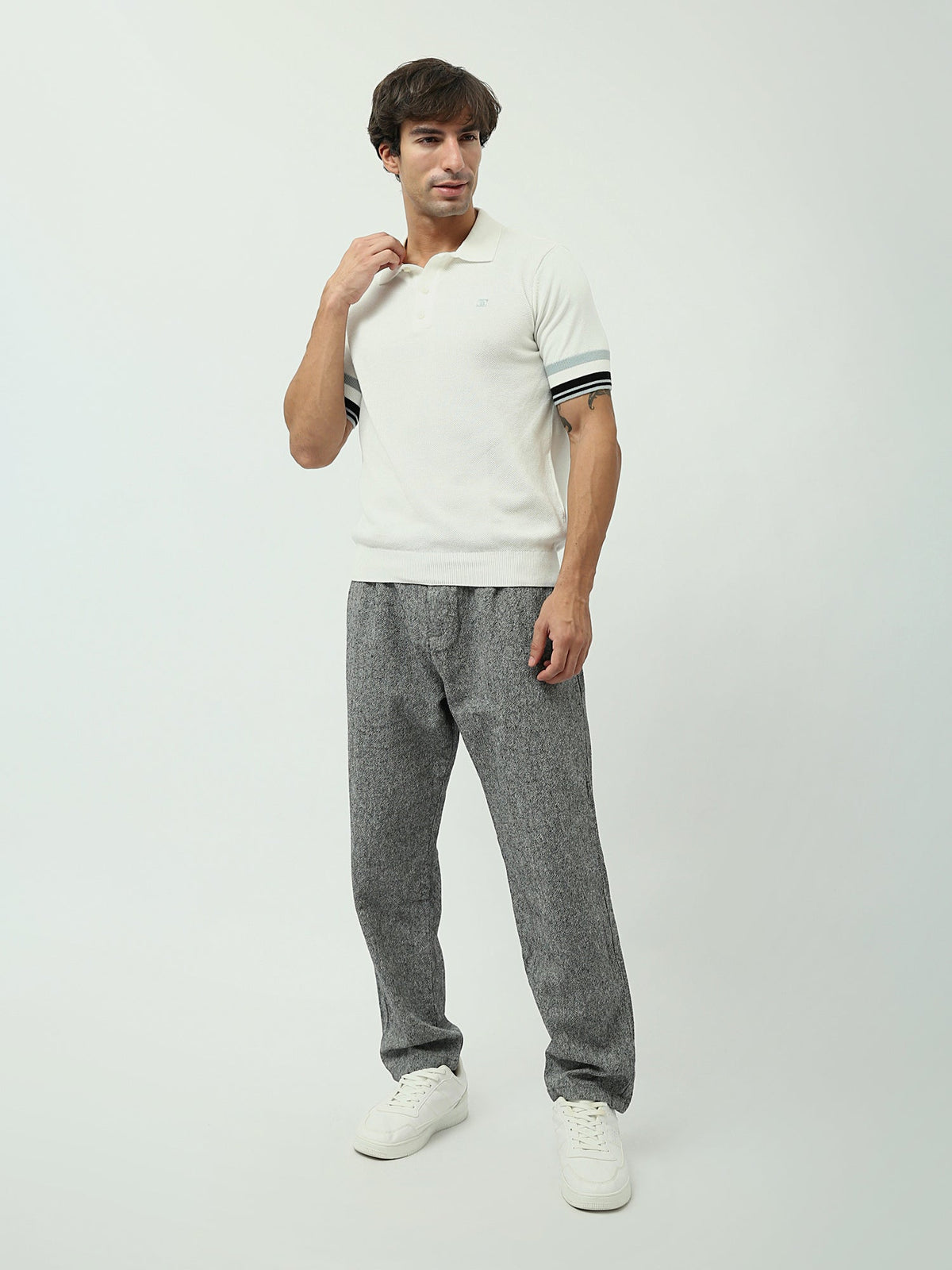 Polo Homme Slim Fit à Manches Courtes avec Détails Rayés - POS24SKTR21878TM1