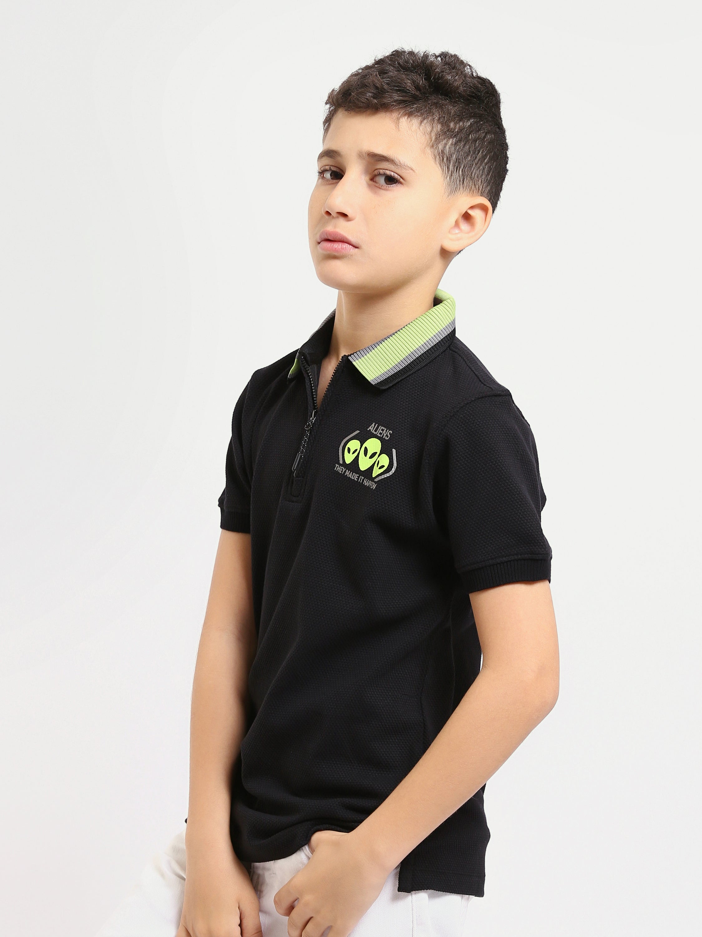 Polo enfant garçon à fermeture zippée au design moderne – POS24SNTR21766TB1