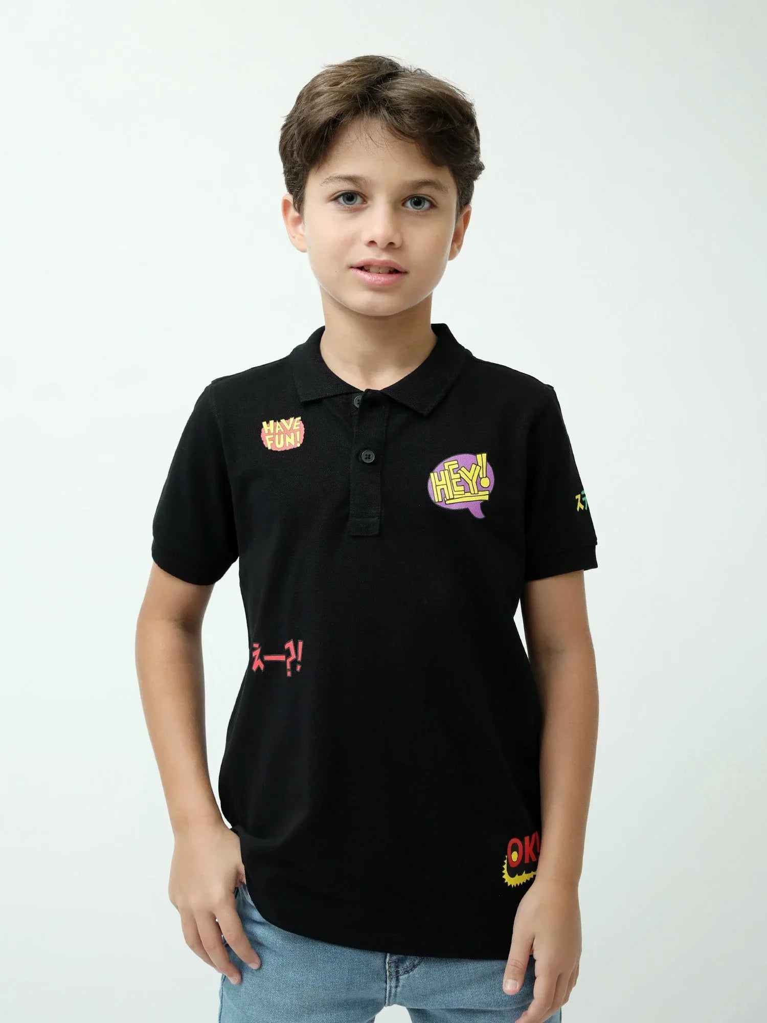 Polo ado garçon noir avec badges imprimés – manches courtes - POS24SPPI75550MJ1 - Justyol