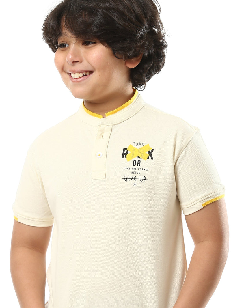 Polo pour enfant avec imprimé distinctif au dos – POS24SPPU31299TB1