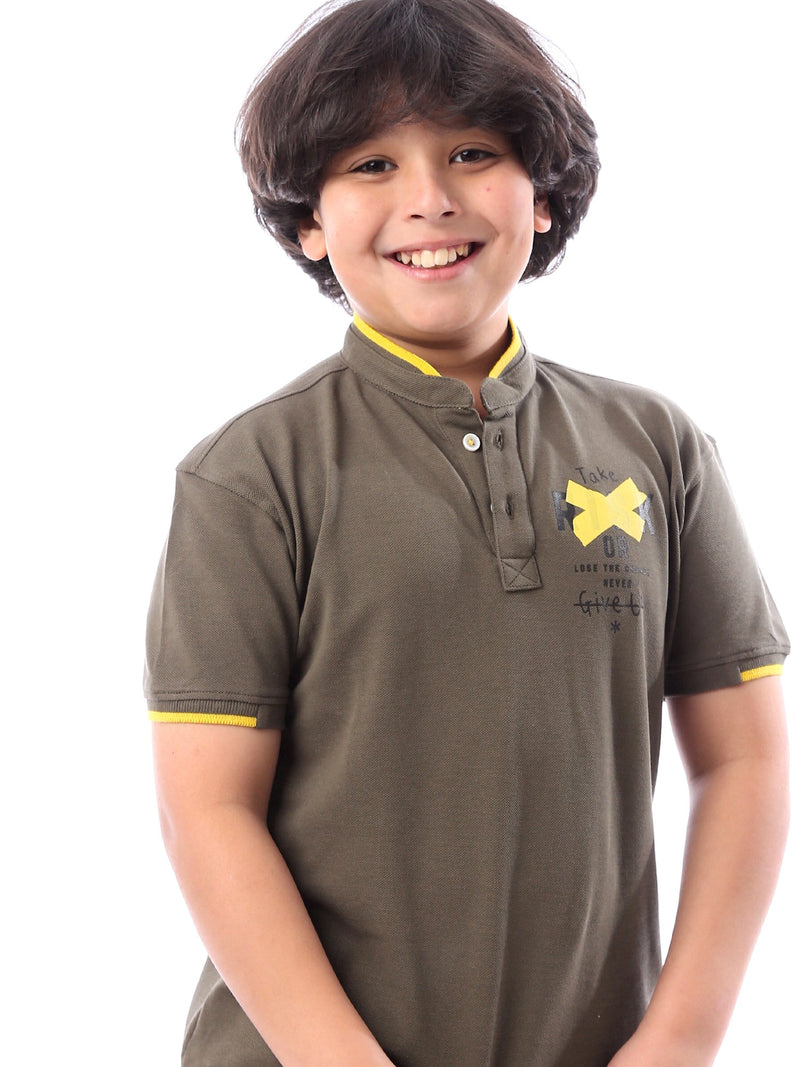 Polo pour enfant avec imprimé distinctif au dos – POS24SPPU31299TB1