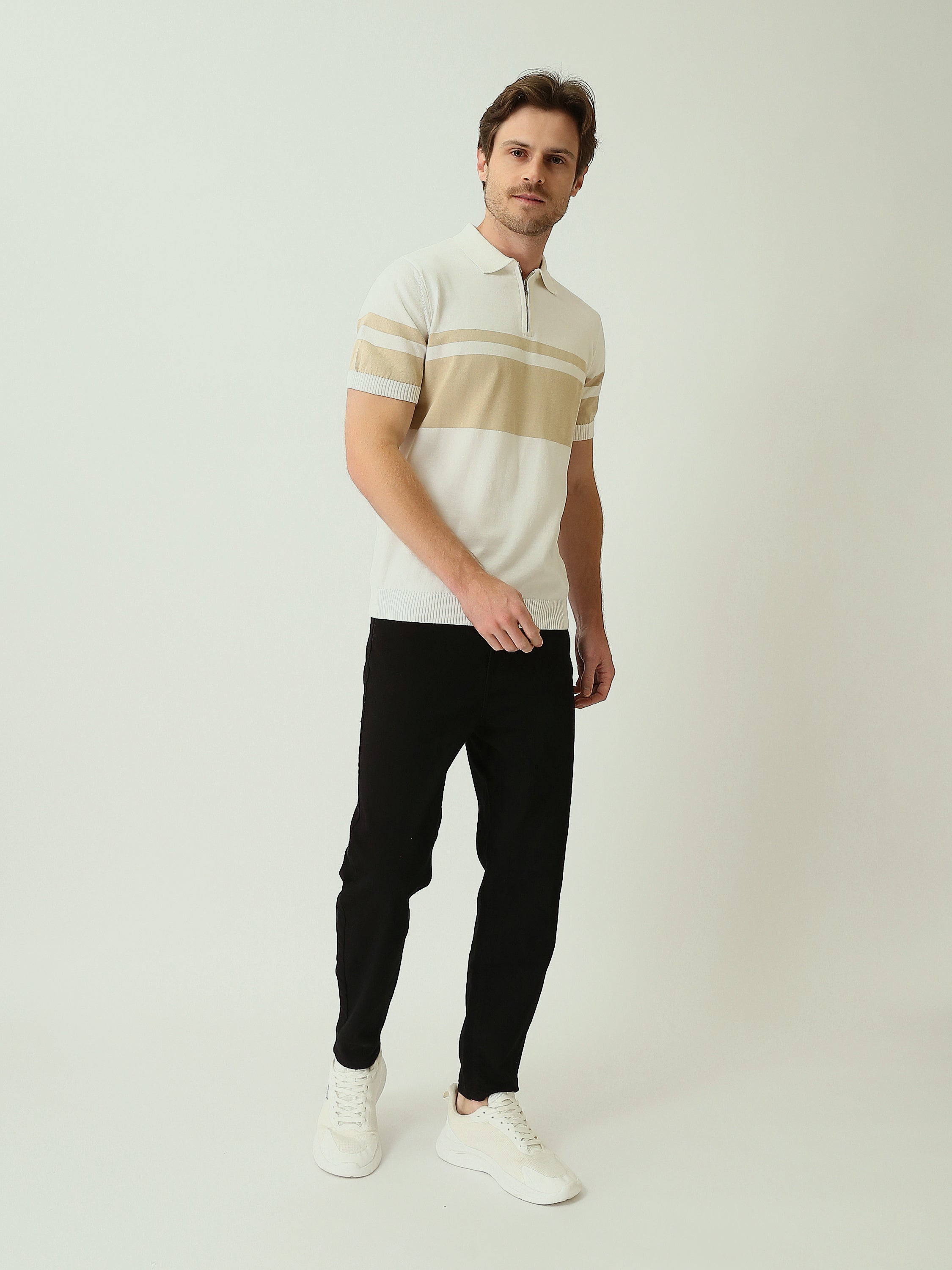 Polo Homme en Maille à Manches Courtes avec Col Zippé - POS25SKTW21936TM1