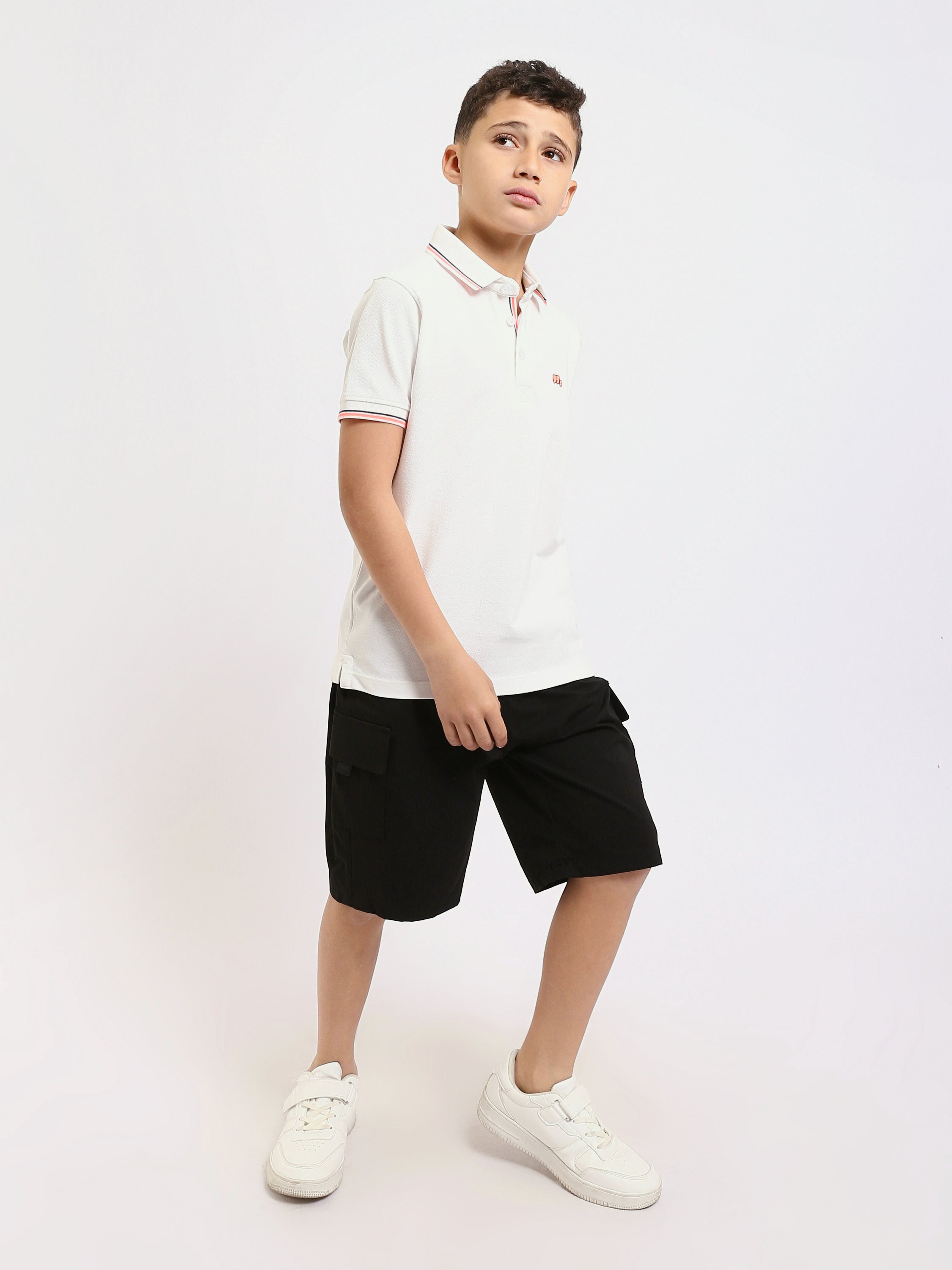 Polo pour enfants de couleur blanche avec un design moderne - POS25SPPR21053TB1