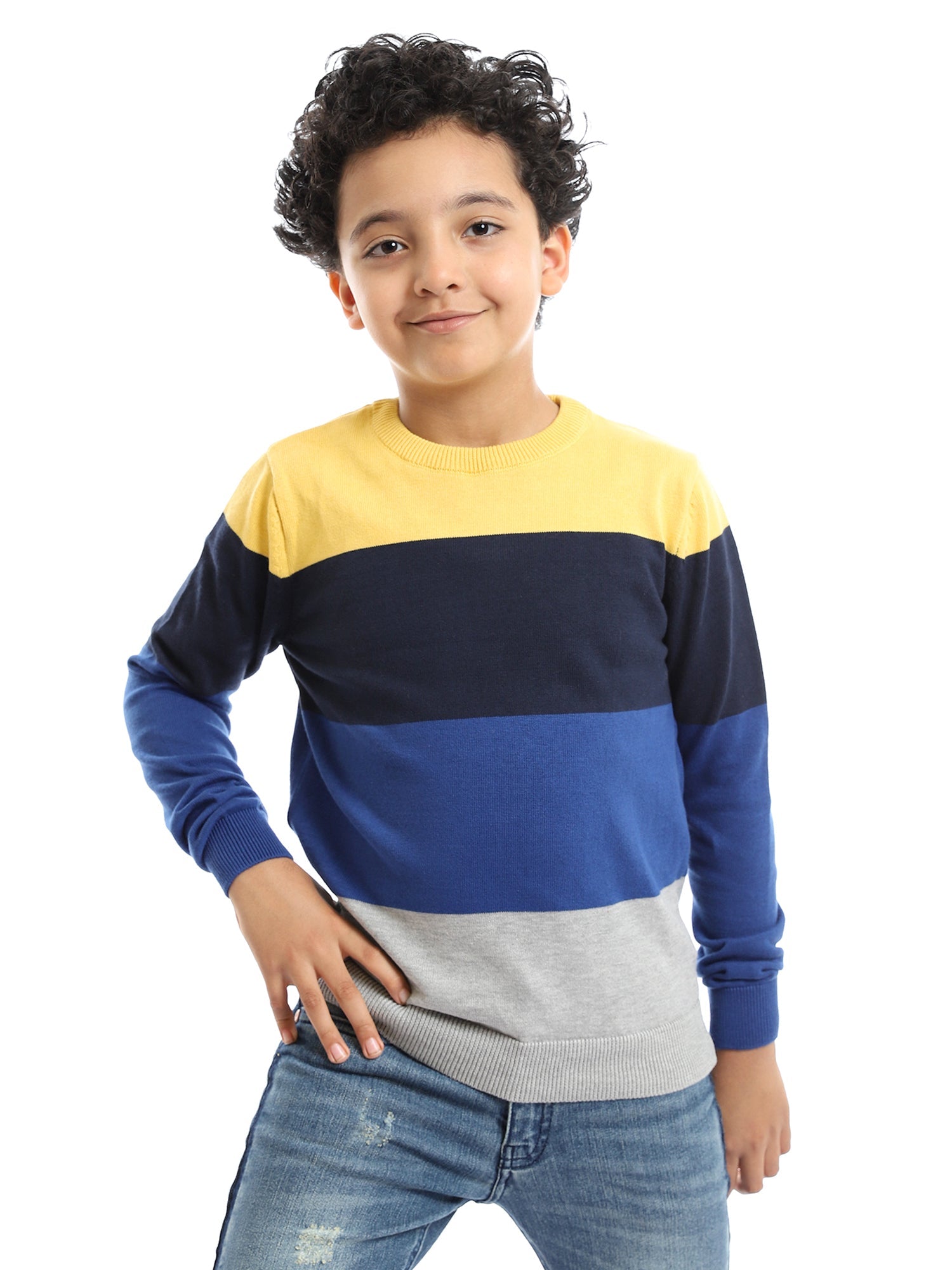 Pull garçon à rayures avec design confortable, parfait pour les tenues quotidiennes – PUL23WCOT27511TB1