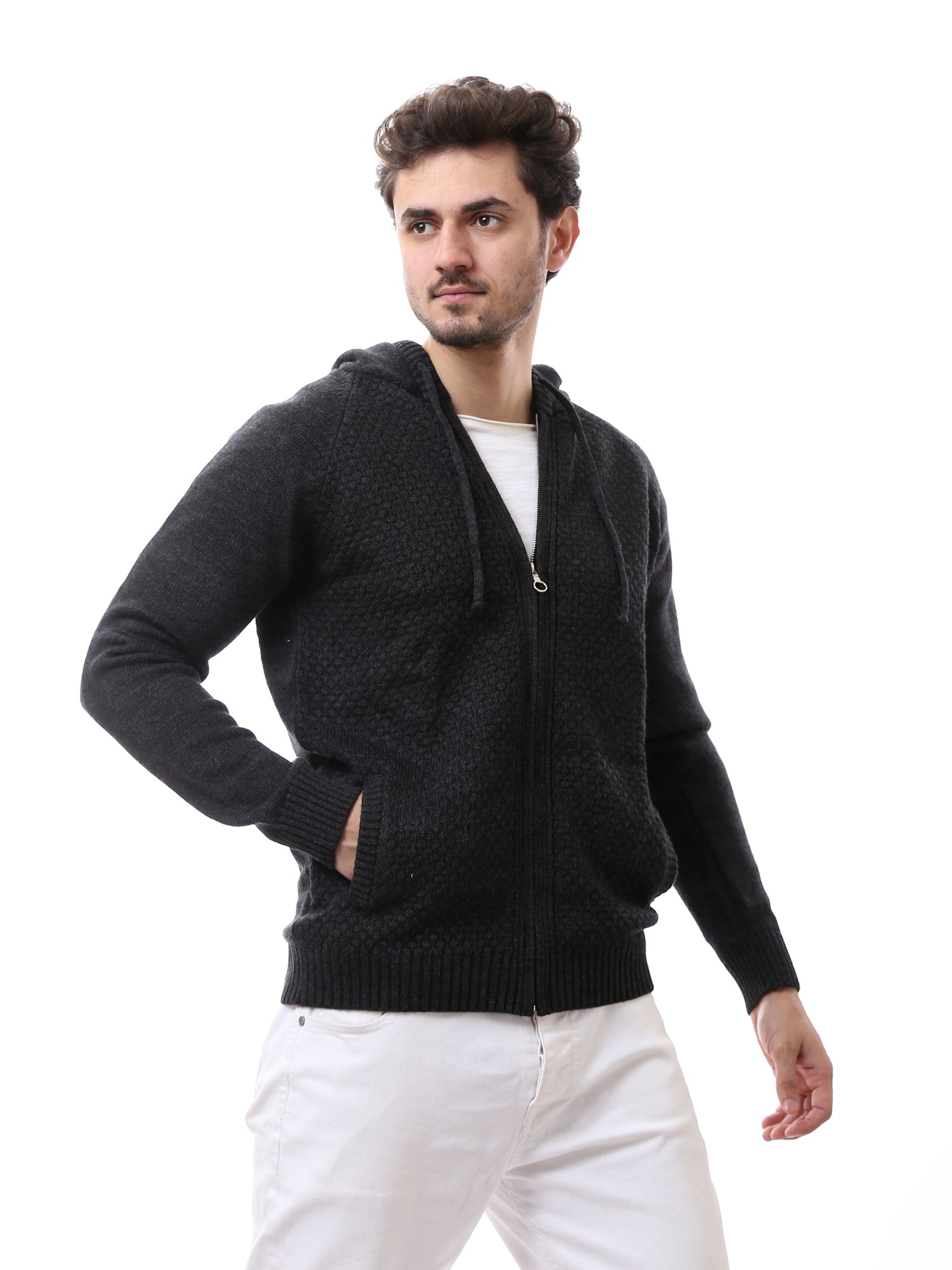 Pull homme zippé à capuche au design moderne - PUL24WPPZ27623TM1
