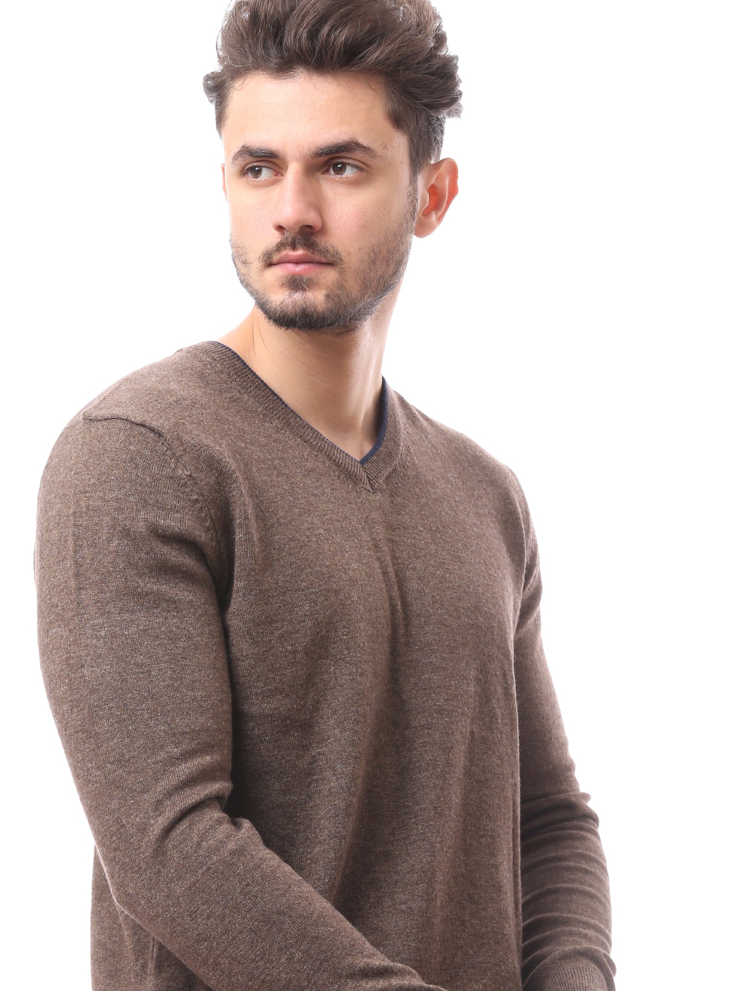 Pull homme à col V en laine douce, décliné dans des couleurs élégantes – PUL24WTWO27425TM1