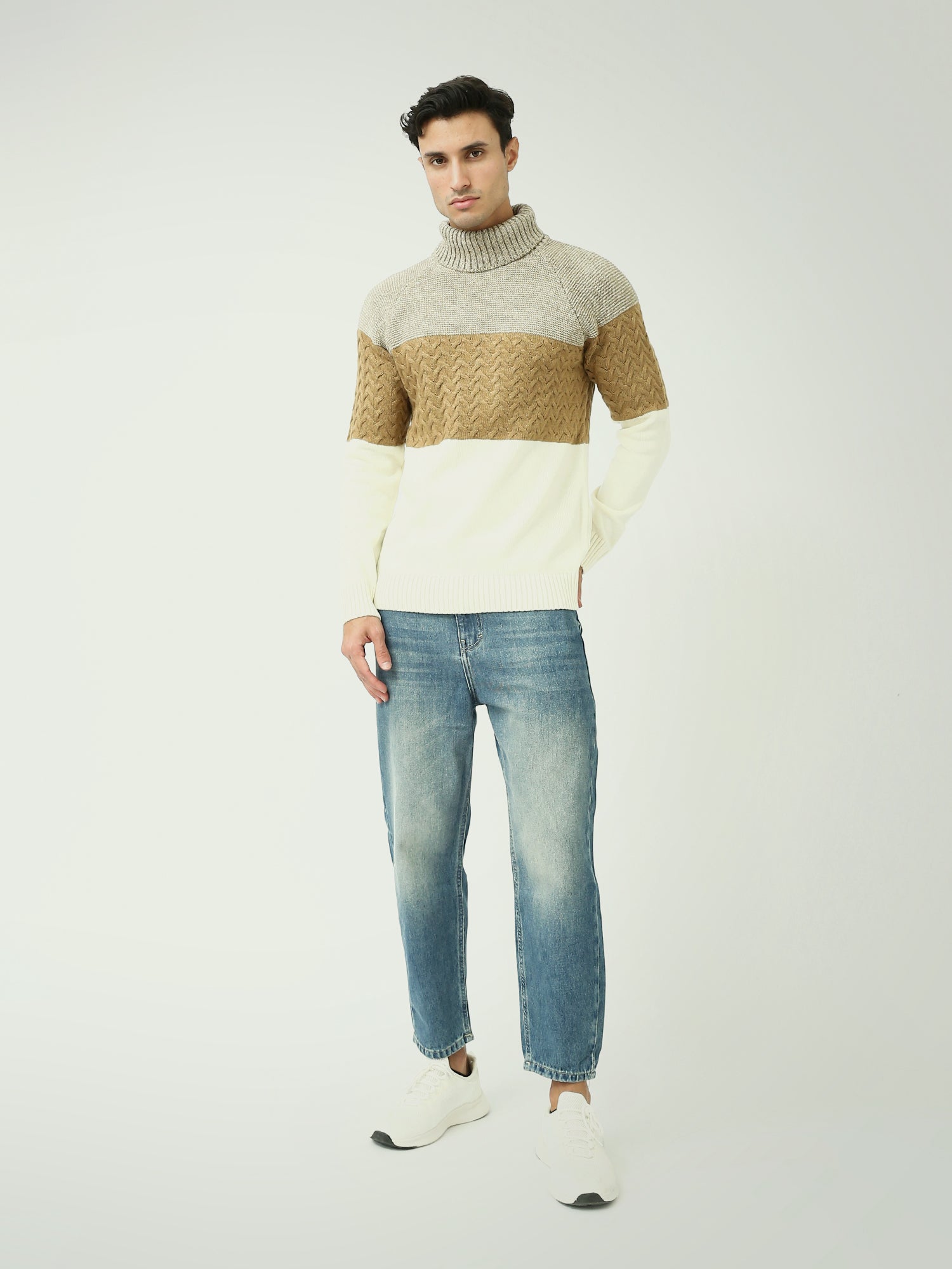 Pull homme à col montant avec maille élégante pour un look hivernal chaud – PUL25WPCH27801TM1