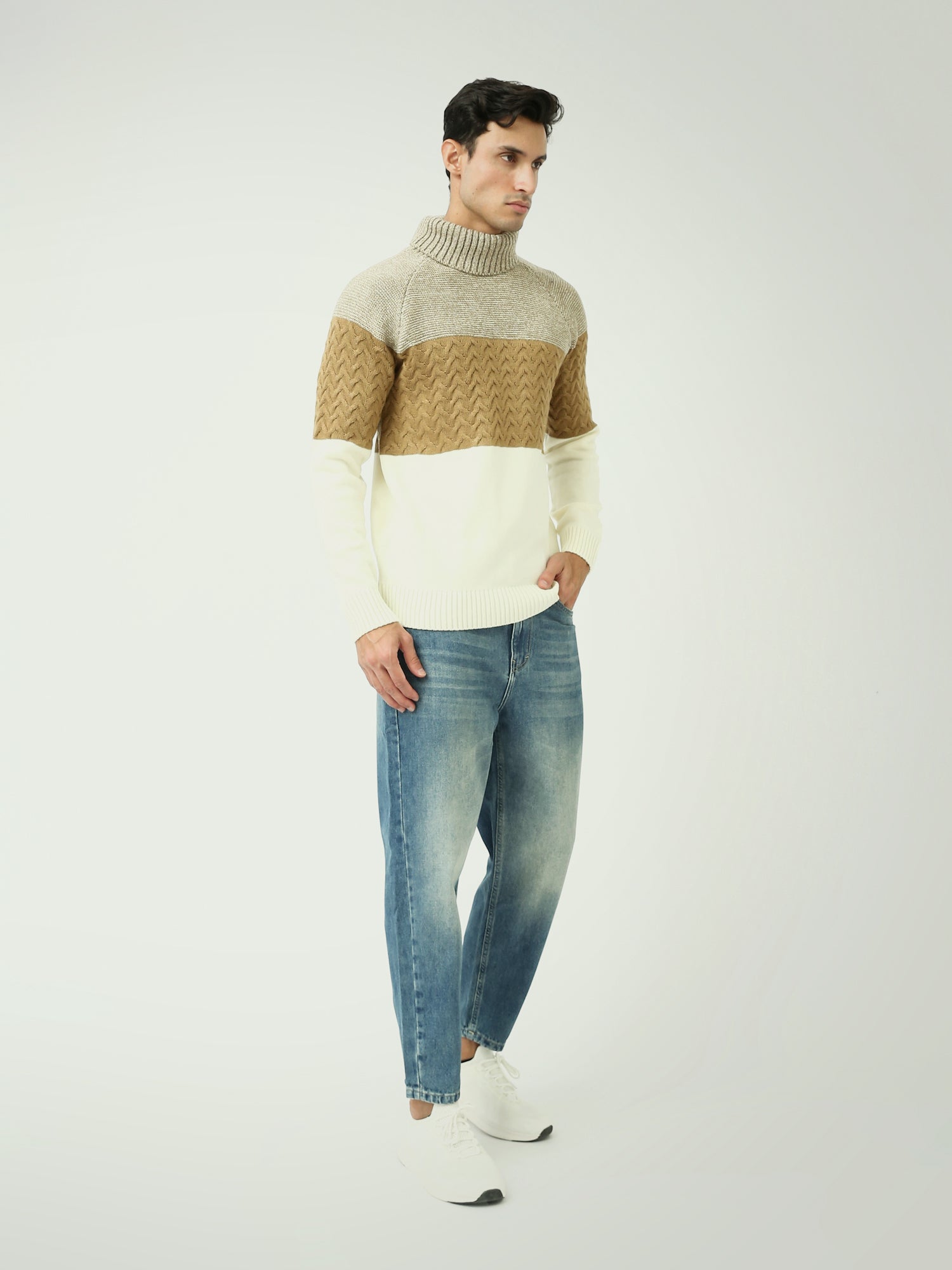 Pull homme à col montant avec maille élégante pour un look hivernal chaud – PUL25WPCH27801TM1