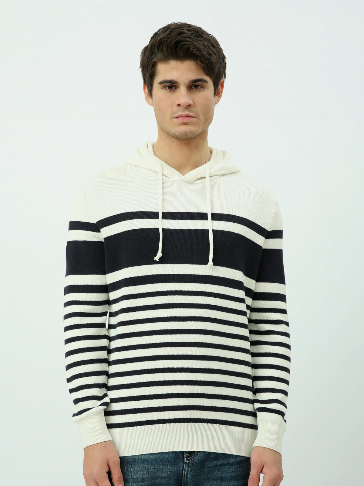 Pull à Capuche Homme en Maille Rayée – Style Casual et Moderne - PUL25WPPD27815TM1