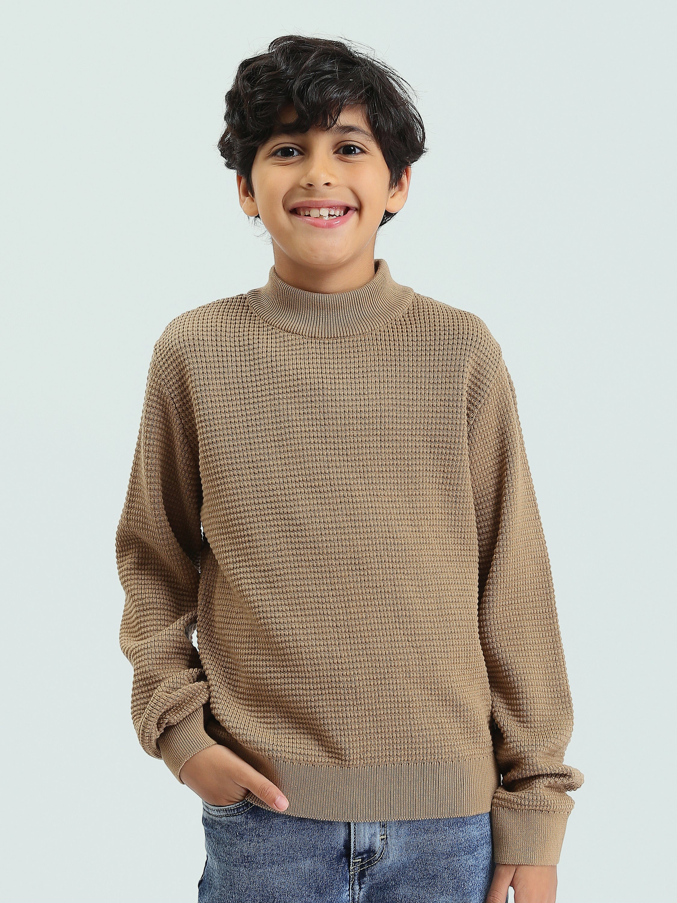 Pull garçon à col montant en maille texturée – PUL25WPPX27837TB1