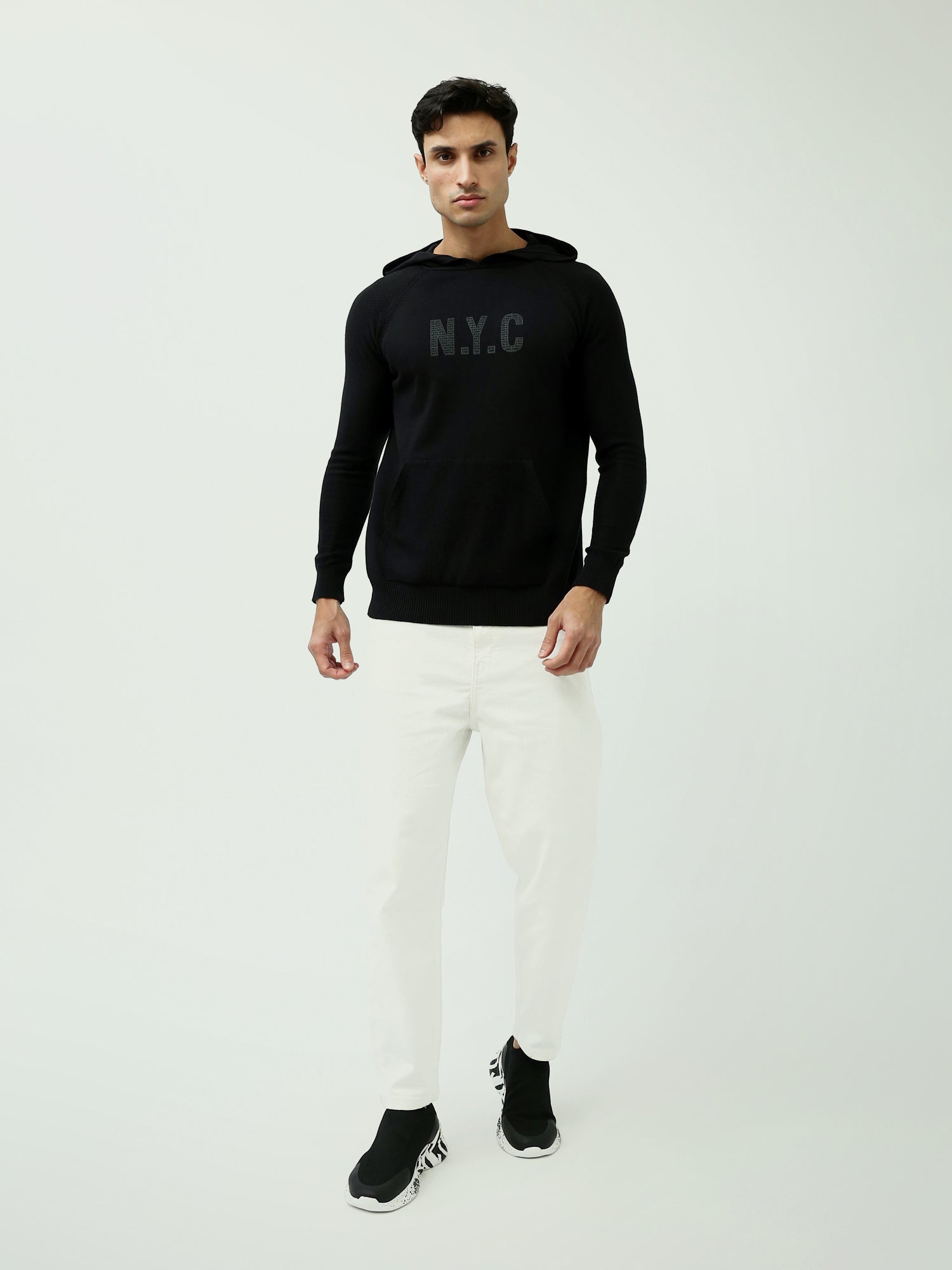 كنزة رجالية بقبعة بتصميم شبابي وقصة مريحة - PUL25WPRD27816TM1