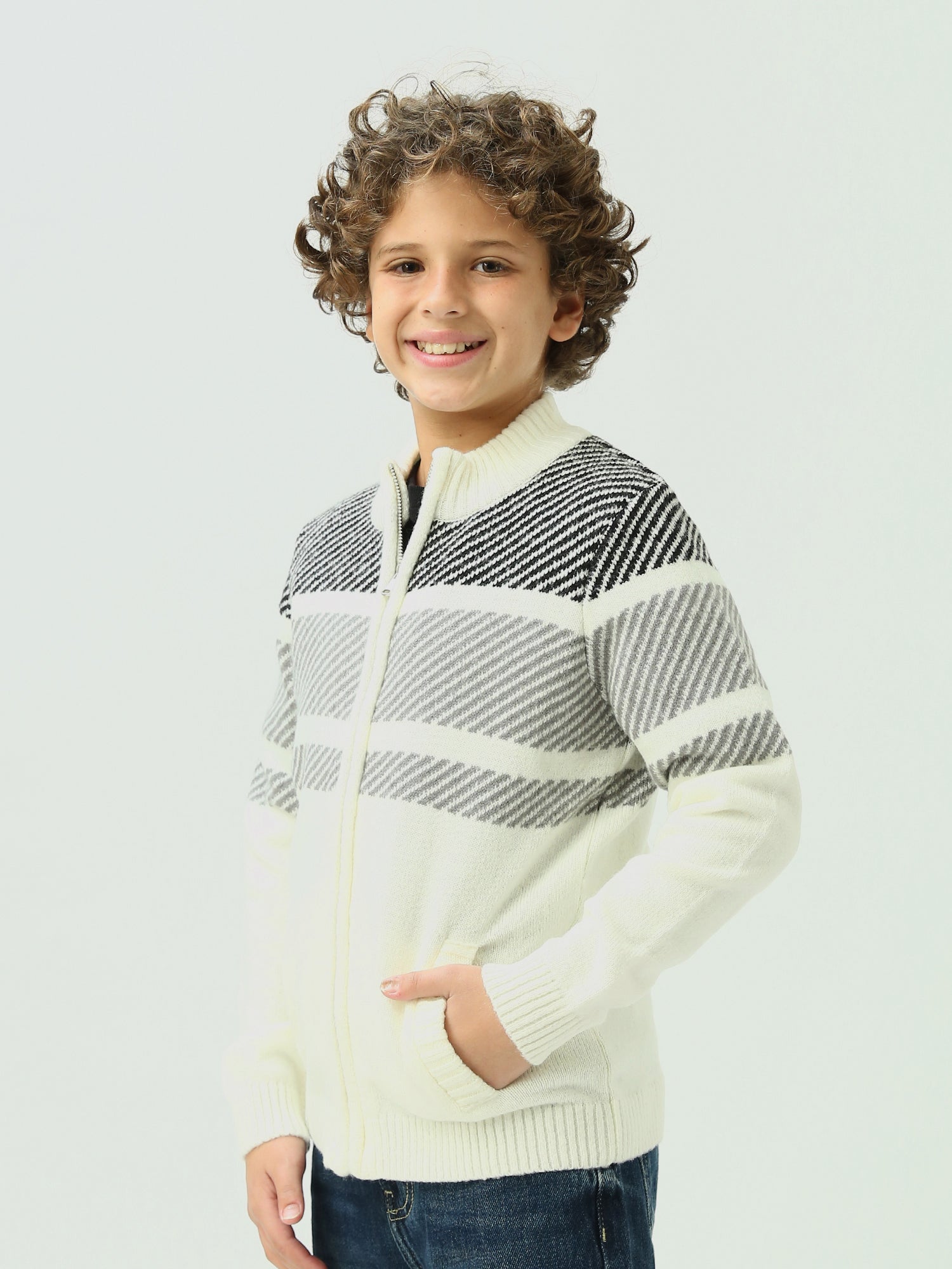 Cardigan Garçon Confortable avec Fermeture Éclair – Design Rayé Moderne pour les Jours Froids - PUL25WPSZ27803TB1