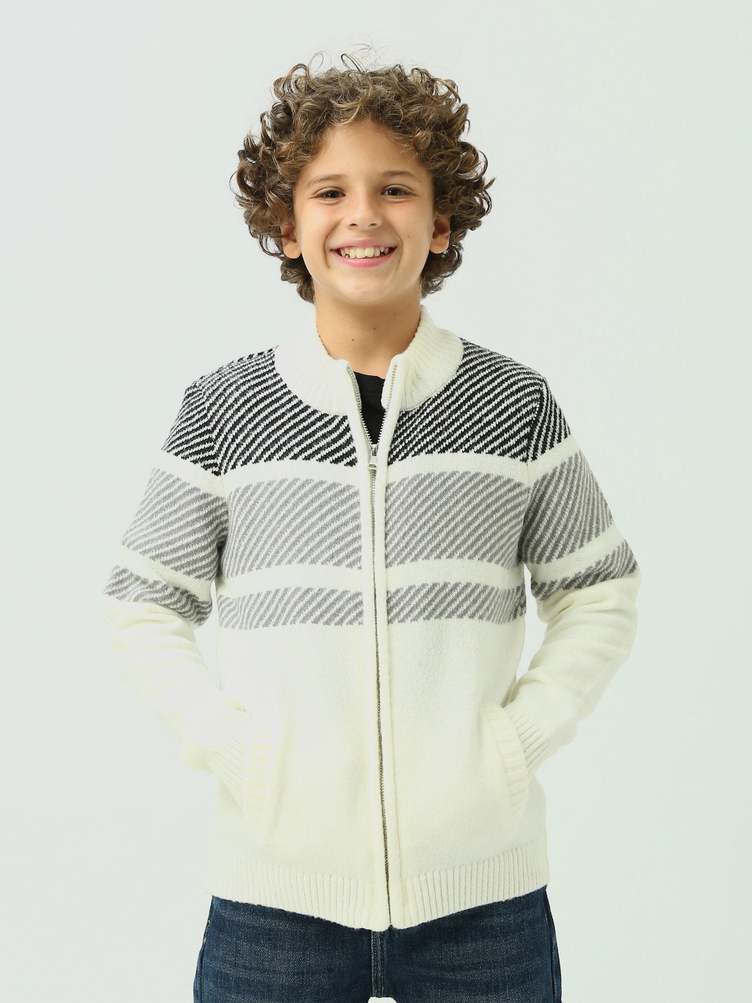 Cardigan Garçon Confortable avec Fermeture Éclair – Design Rayé Moderne pour les Jours Froids - PUL25WPSZ27803TB1