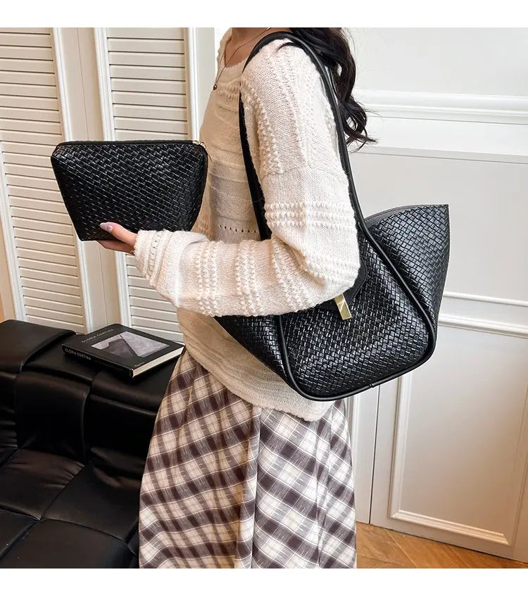 Sac Bandoulière Femme Demi-Lune de Luxe – Sac à Main Maillard avec Détails Volants