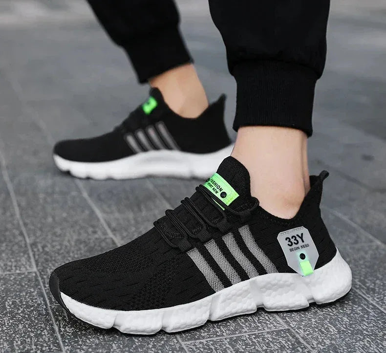 Chaussure Homme Sportive avec Semelle Blanche Élevée – Légère et Confortable pour l'Usage Quotidien