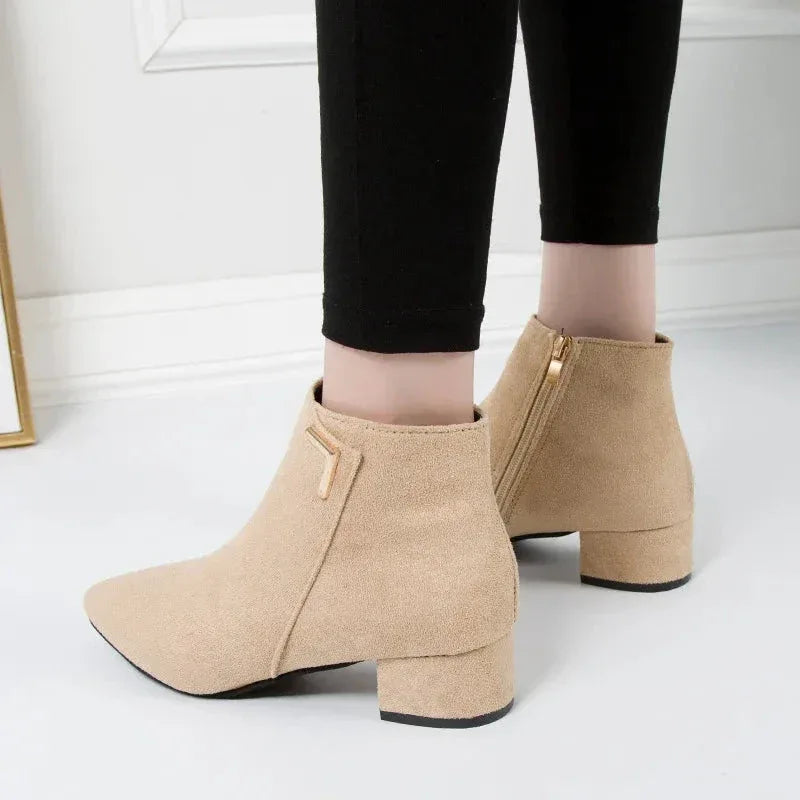 Bottes Femme Hiver Élégantes et Imperméables – Design Pratique pour Tous les Looks - Justyol