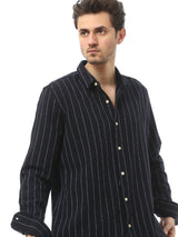 Chemise pour homme décorée de rayures horizontales élégantes – SHI24SSCR19415TM1