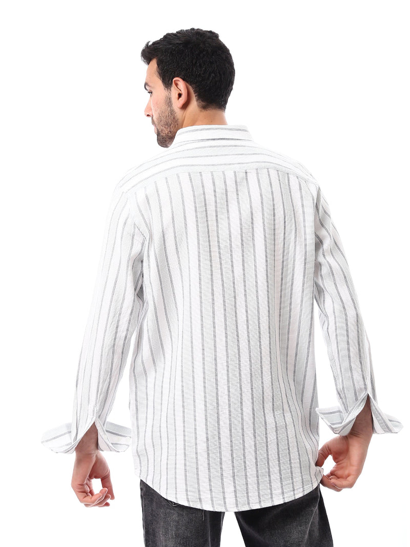 قميص رجالي بأكمام طويلة بخطوط رأسية -SHI24SSCR19463TM1