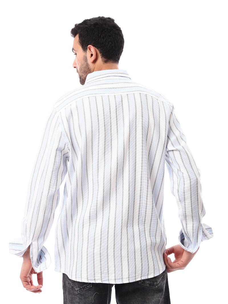قميص رجالي بأكمام طويلة بخطوط رأسية -SHI24SSCR19463TM1