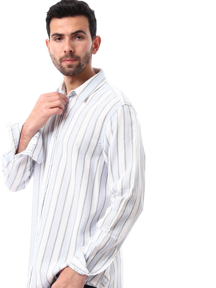 قميص رجالي بأكمام طويلة بخطوط رأسية -SHI24SSCR19463TM1