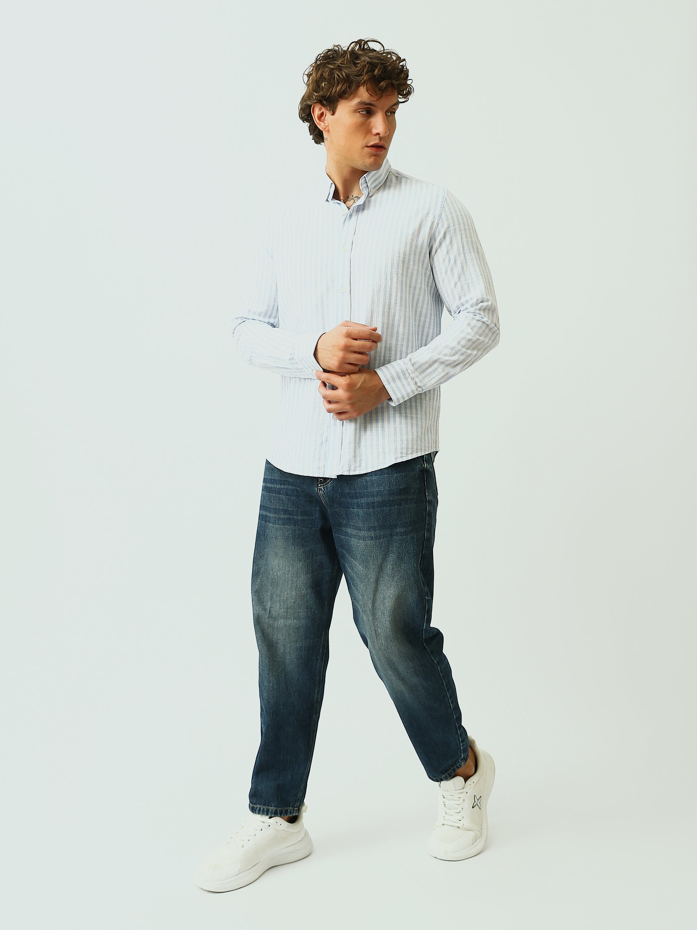 Chemise à rayures bleues et blanches homme – Coupe moderne et élégante - SHI24SSIR17481TM1