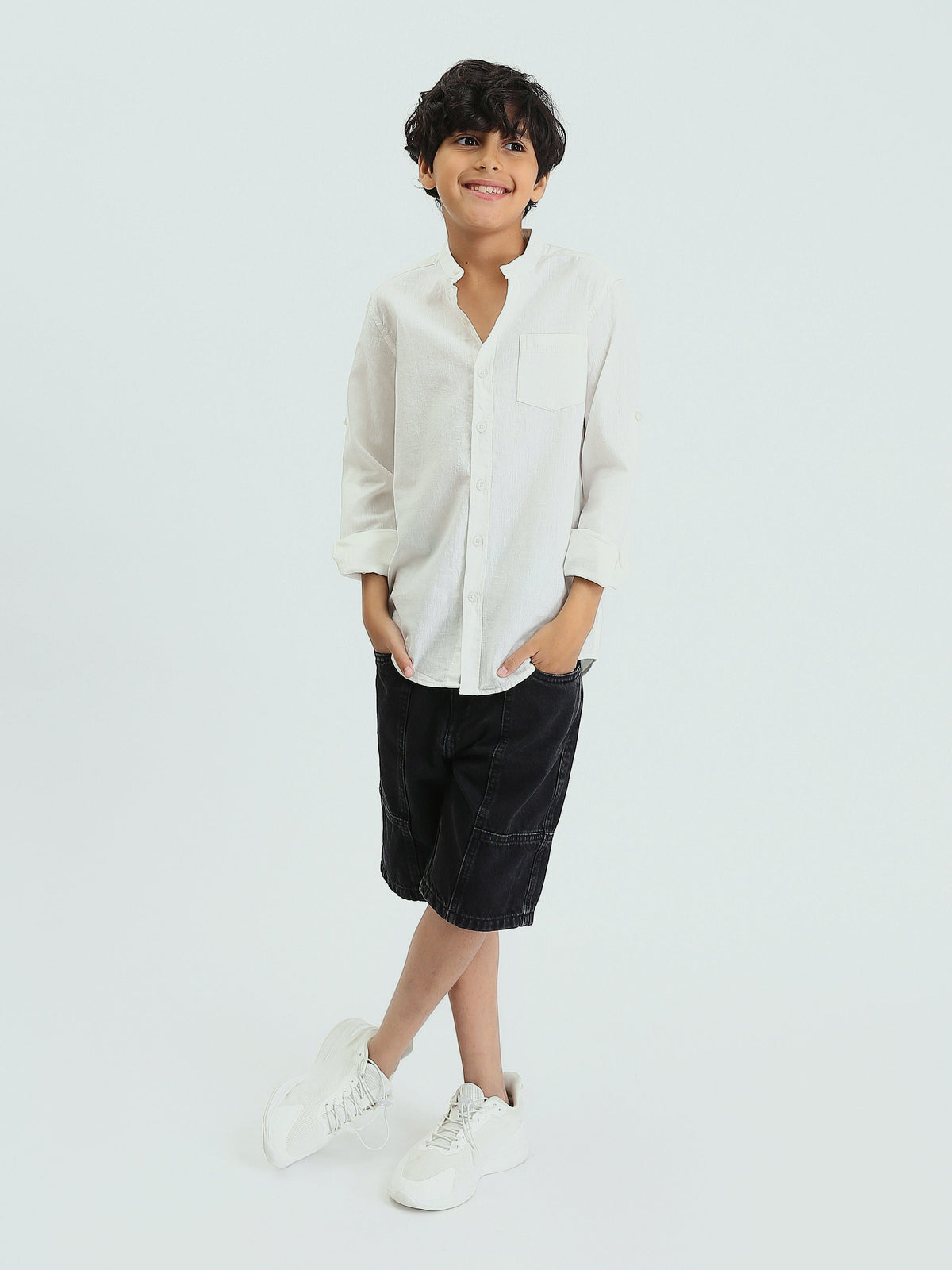 Chemise Garçon à Col Mao et Manches Longues – Style Élégant - SHI25SEIS16016TB1