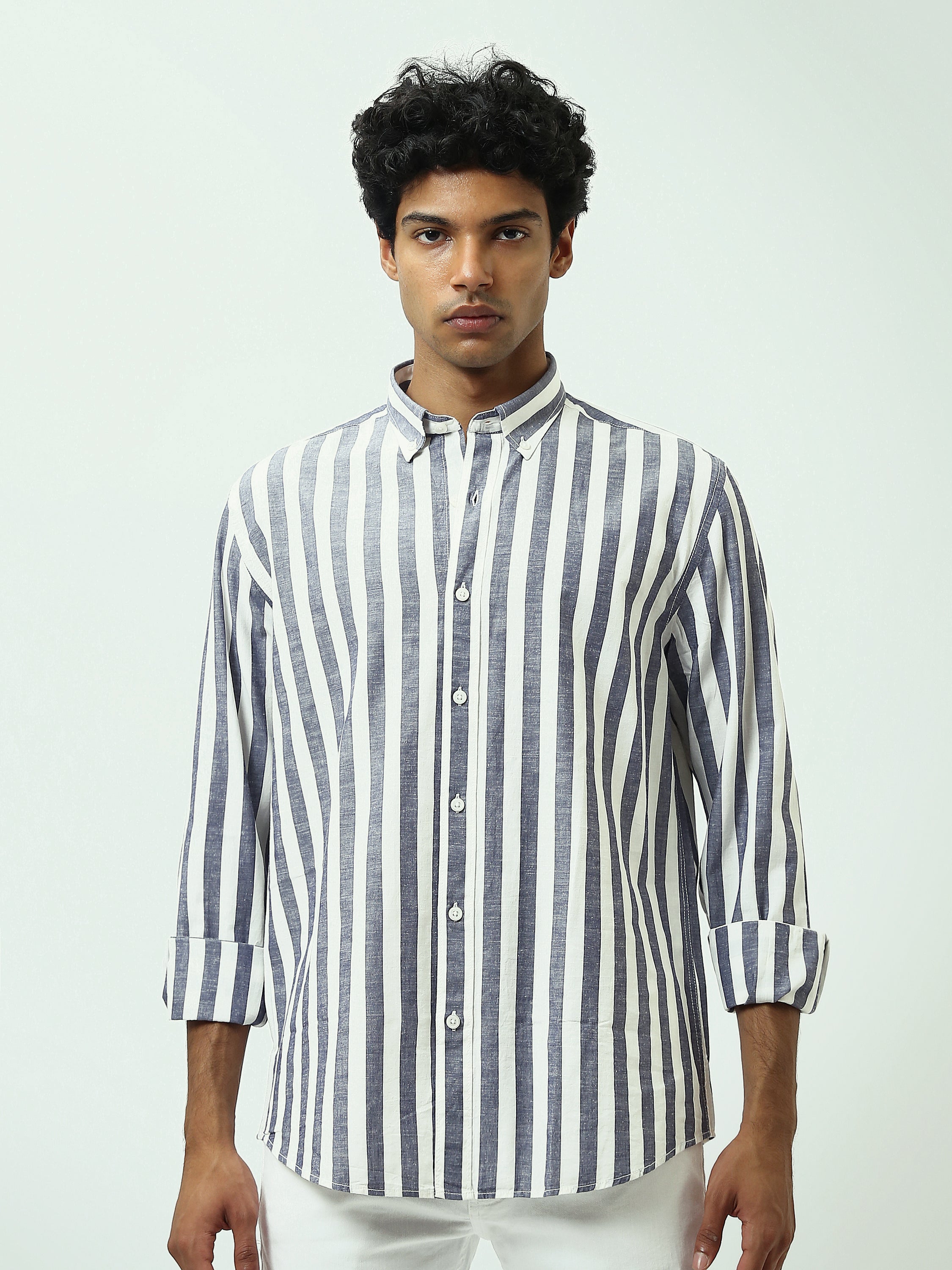 Chemise Homme à Rayures Verticales et Col Boutonné - SHI25SSIR17482TM1