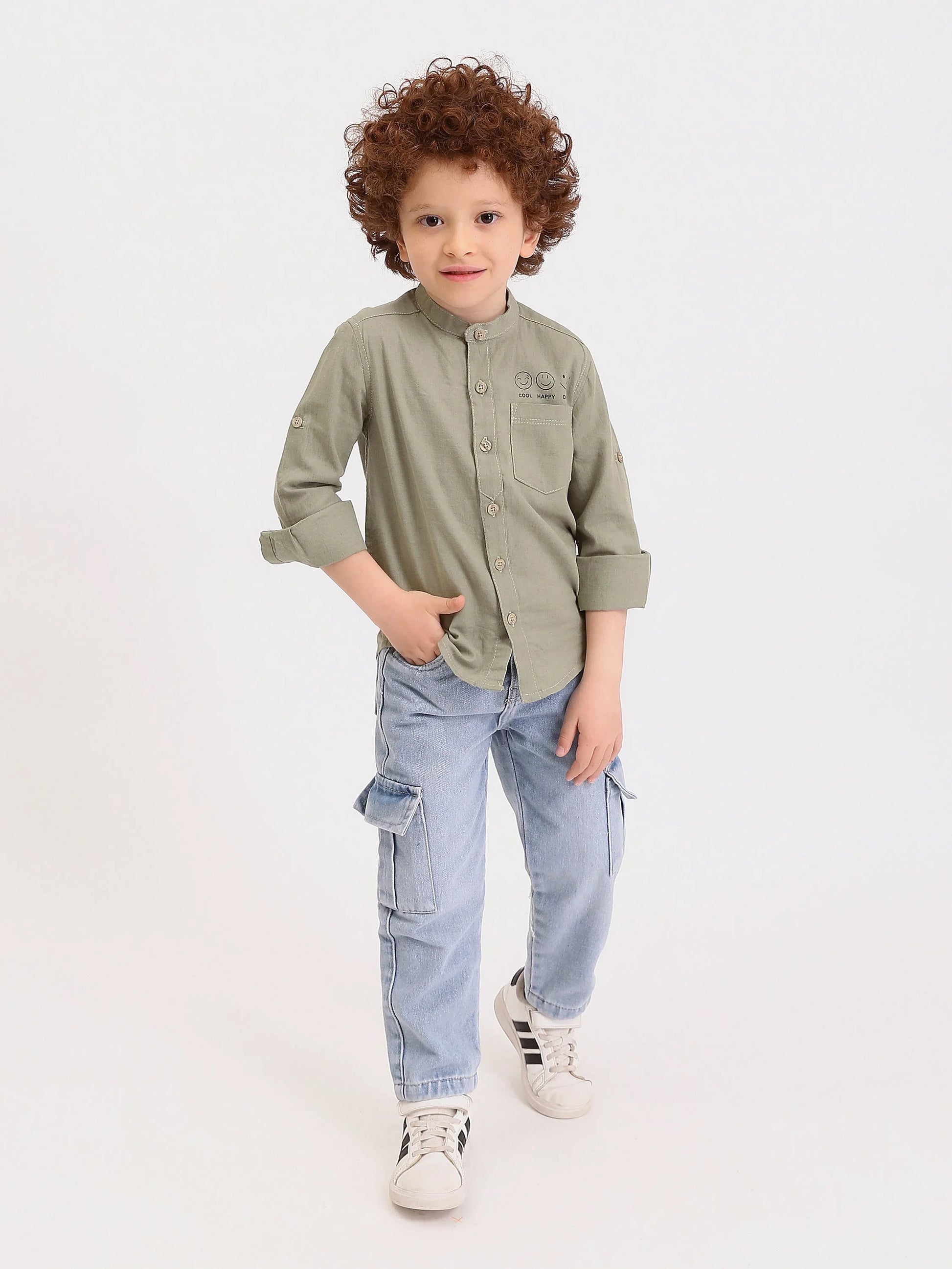 Chemise garçon manches longues col mao avec poche et imprimé Cool Happy Chill - SHI25SXIS76473MB1 - Justyol