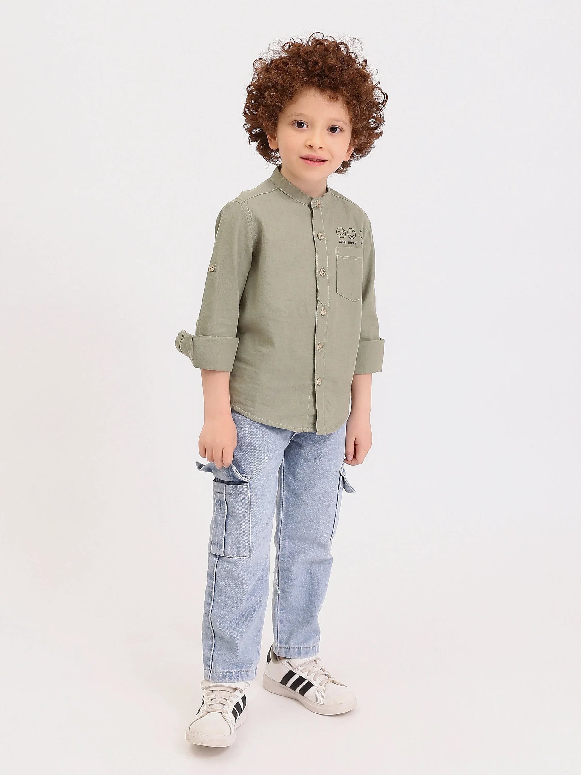 Chemise garçon manches longues col mao avec poche et imprimé Cool Happy Chill - SHI25SXIS76473MB1 - Justyol