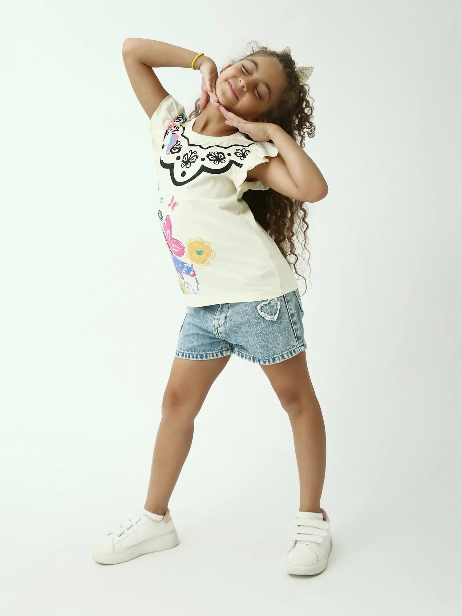 Short en jean fille mid blue – taille élastique – effet usé avec déchirures – denim d’été - SHR24SDDP70613MG1 - Justyol