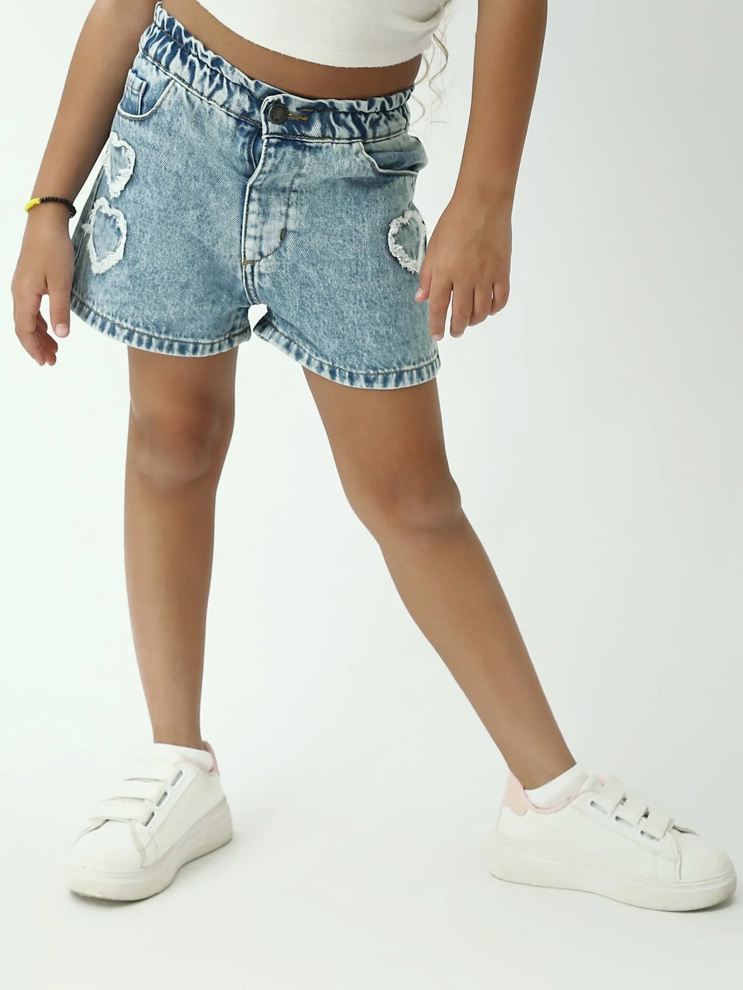 Short en jean fille mid blue – taille élastique – effet usé avec déchirures – denim d’été - SHR24SDDP70613MG1 - Justyol