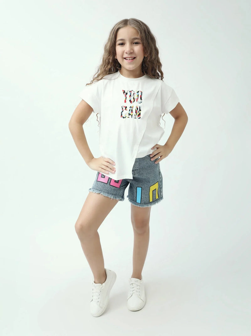 Short en jean fille avec lettres colorées – taille élastique – ourlets effilochés – SHR24SDPP70610MG1